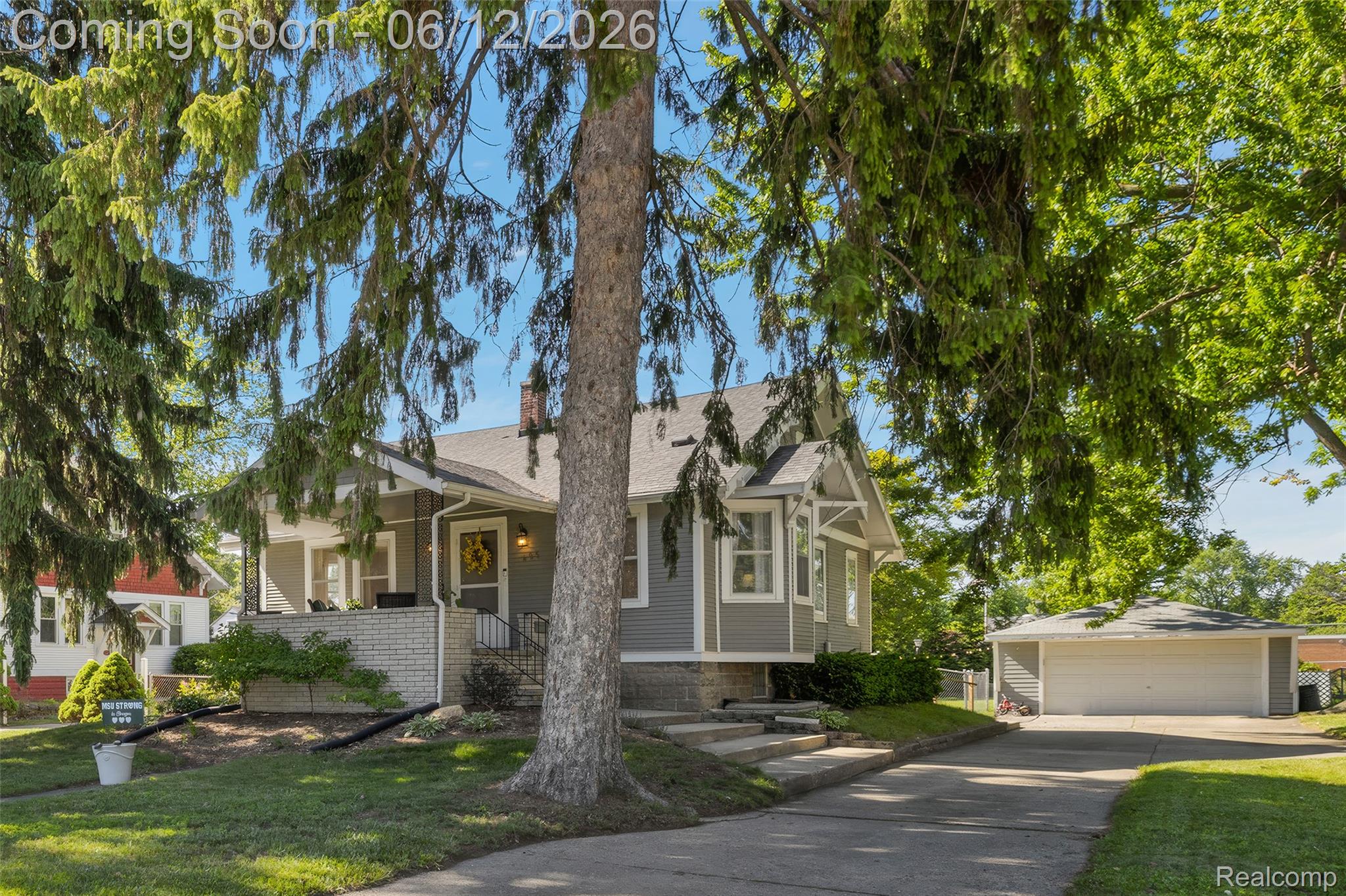 495 Lincoln Avenue