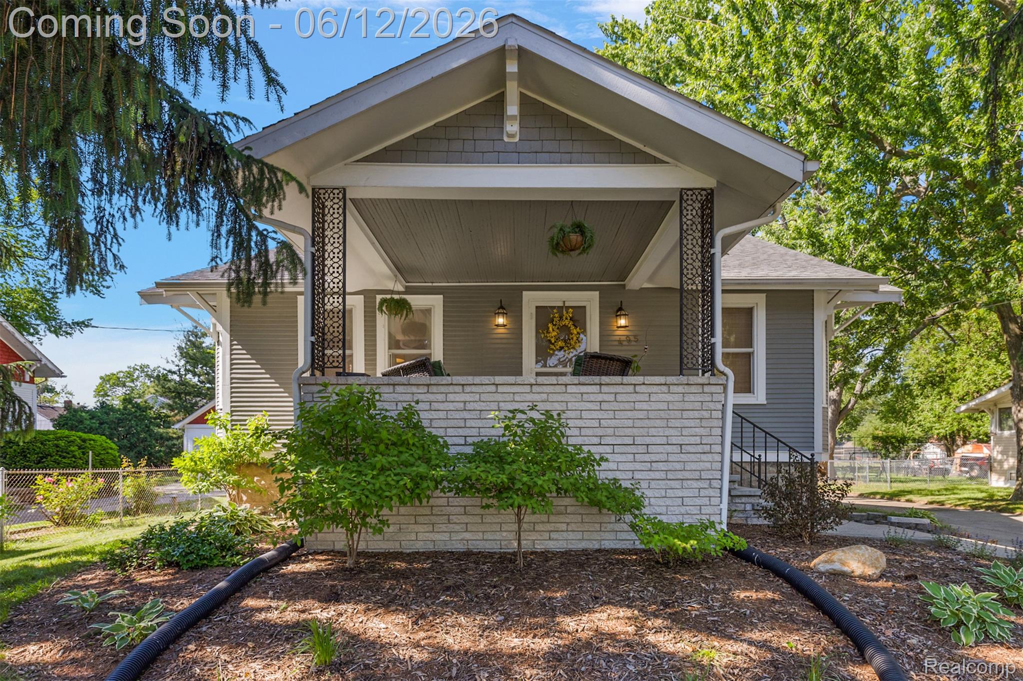 495 Lincoln Avenue