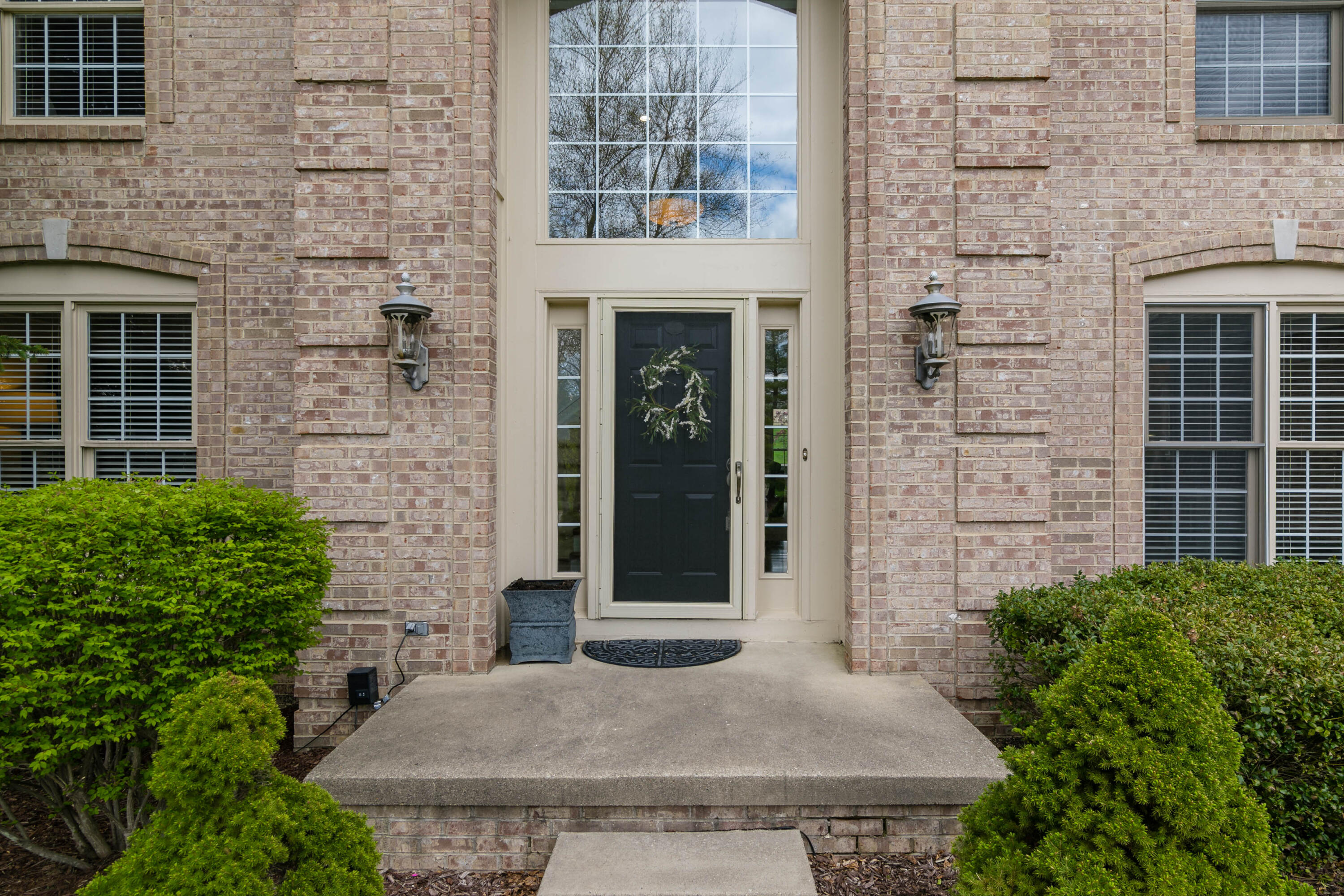 4949 Lexington Court