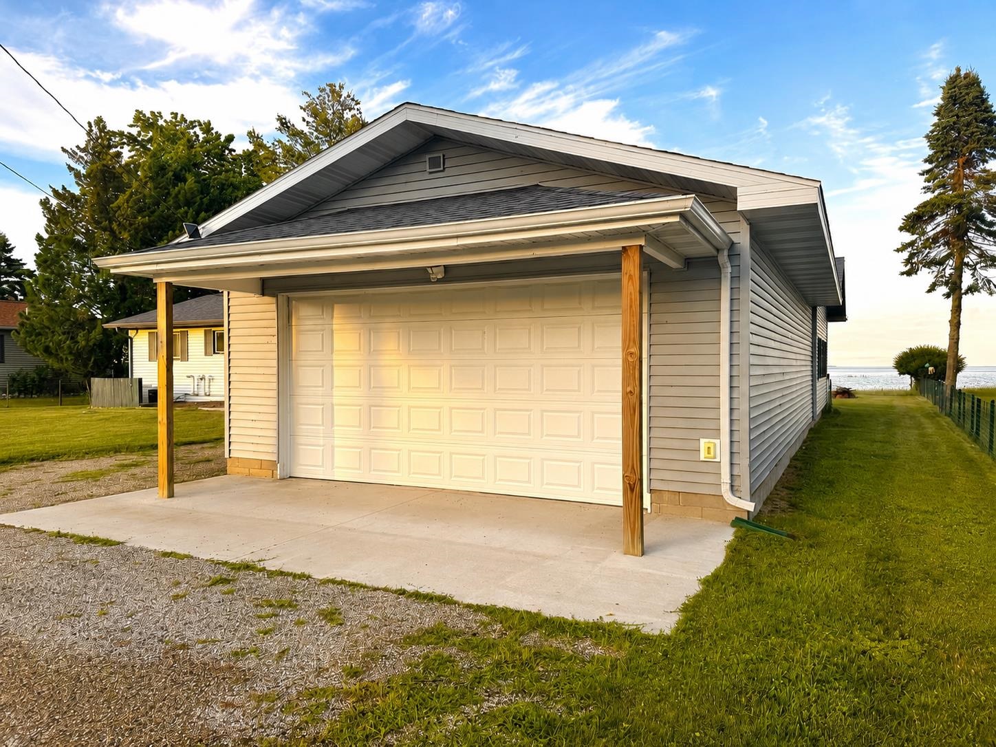 2383 Green Drive