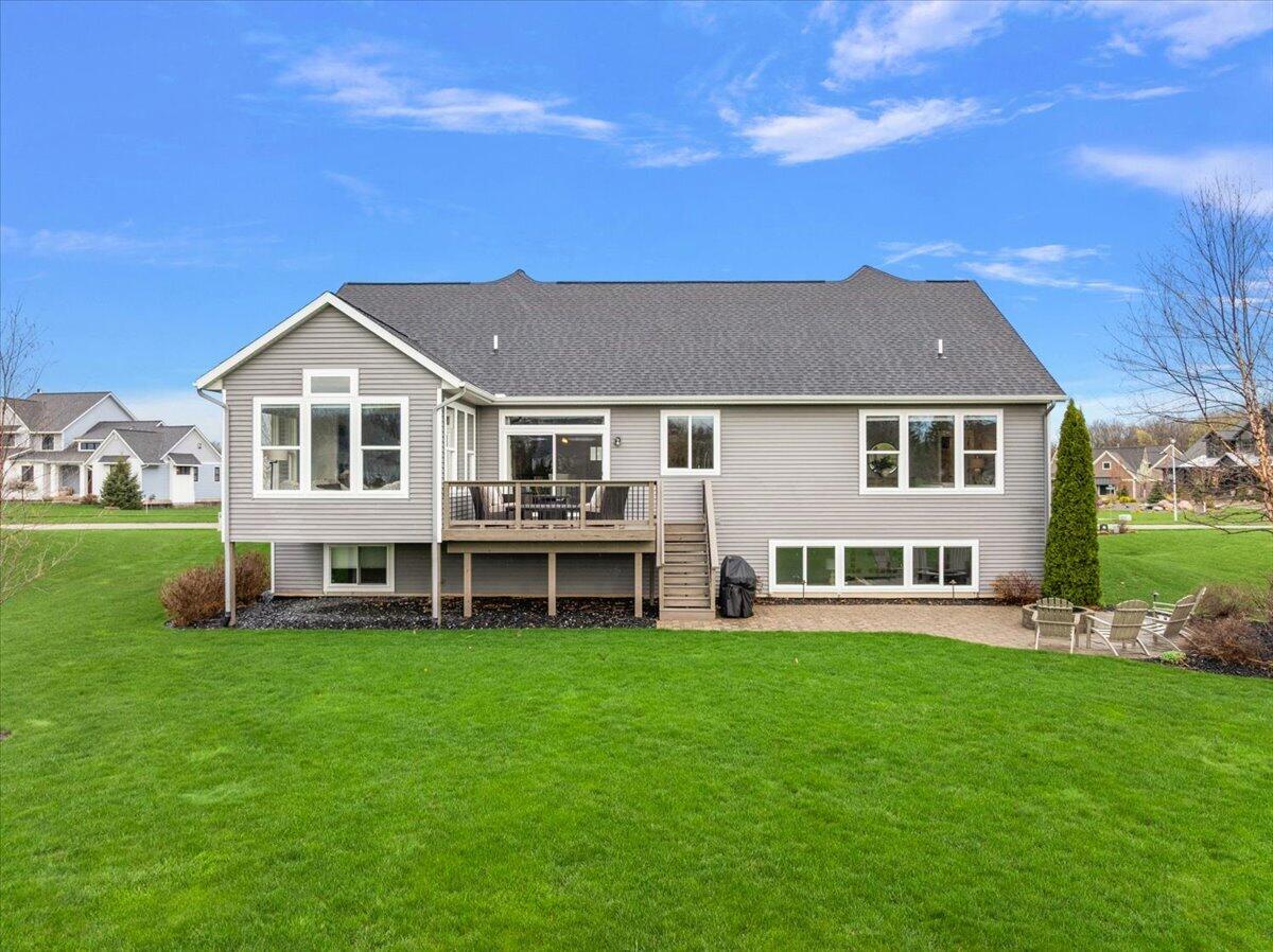 5734 Stonebridge Drive