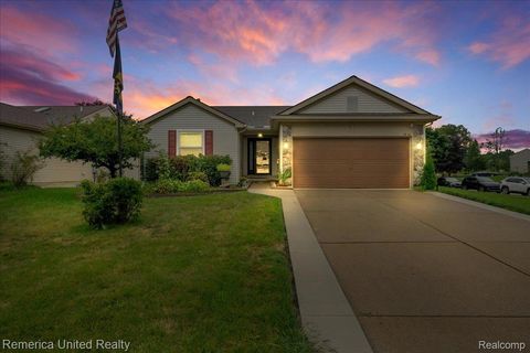 1816 Andover Boulevard Hartland Township MI 48843