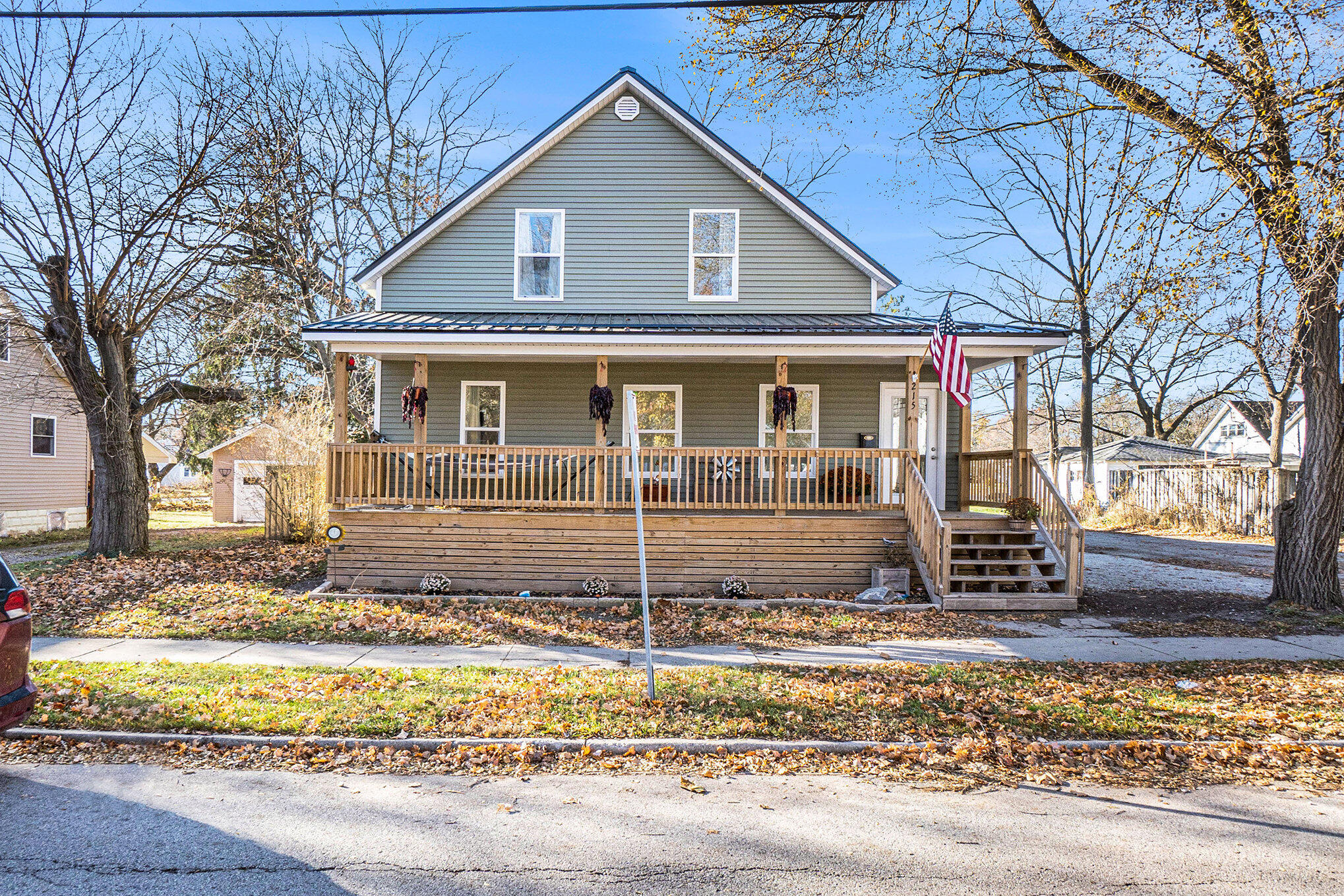 215 S Division Avenue