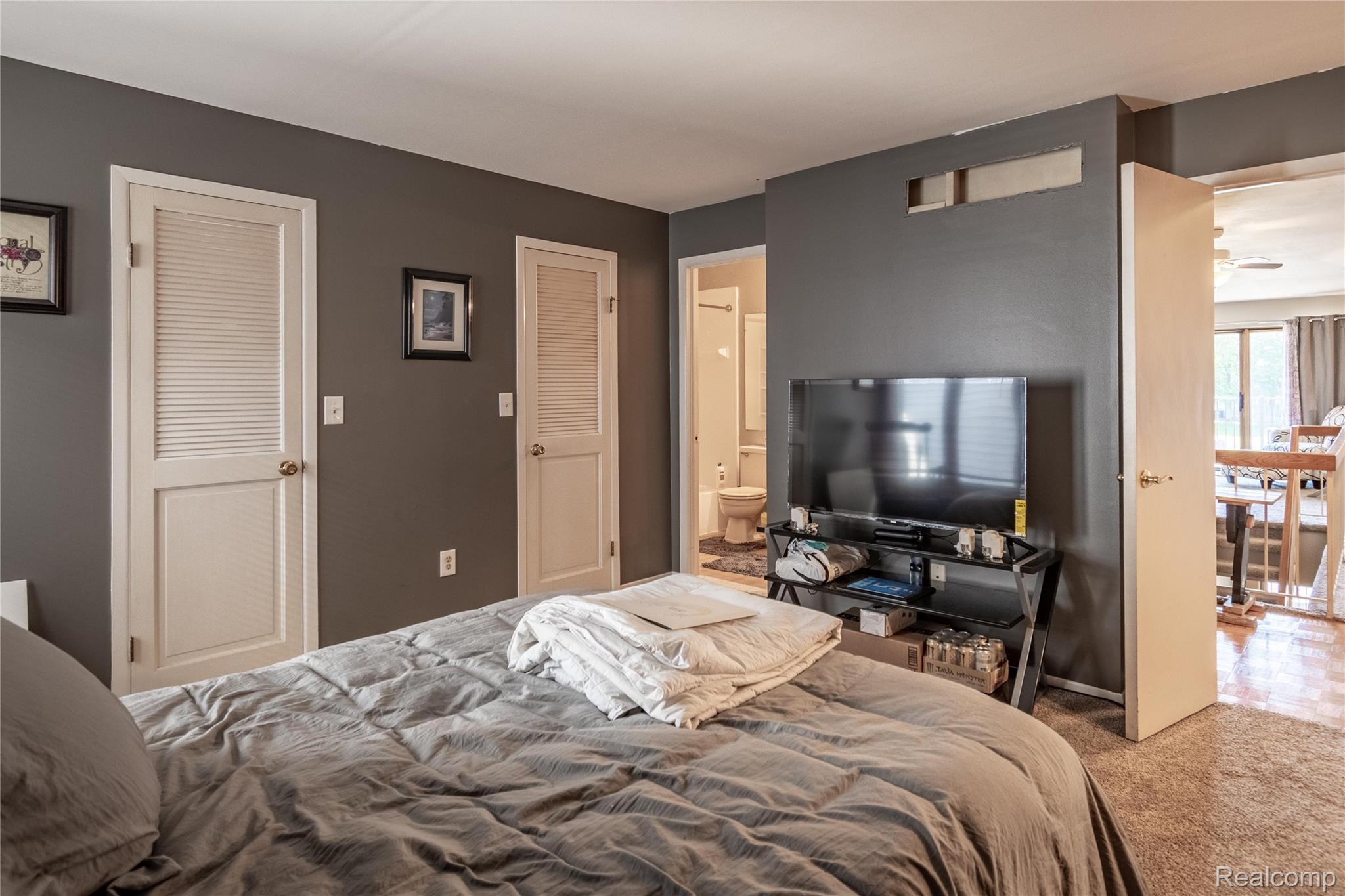 3995 River Road