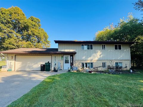 3443 S Fenton Road Rose Township MI 48442