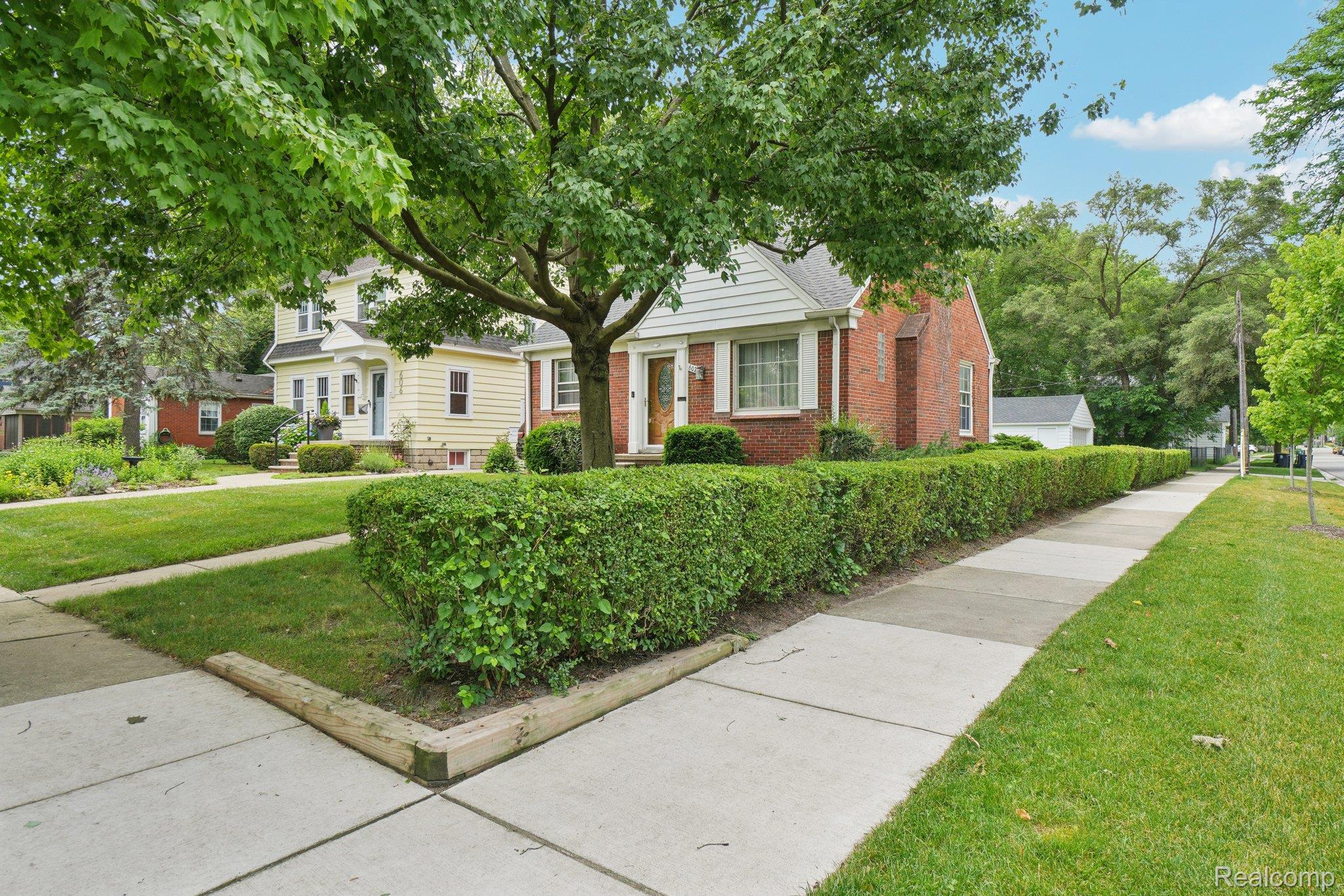 602 Lawson Street