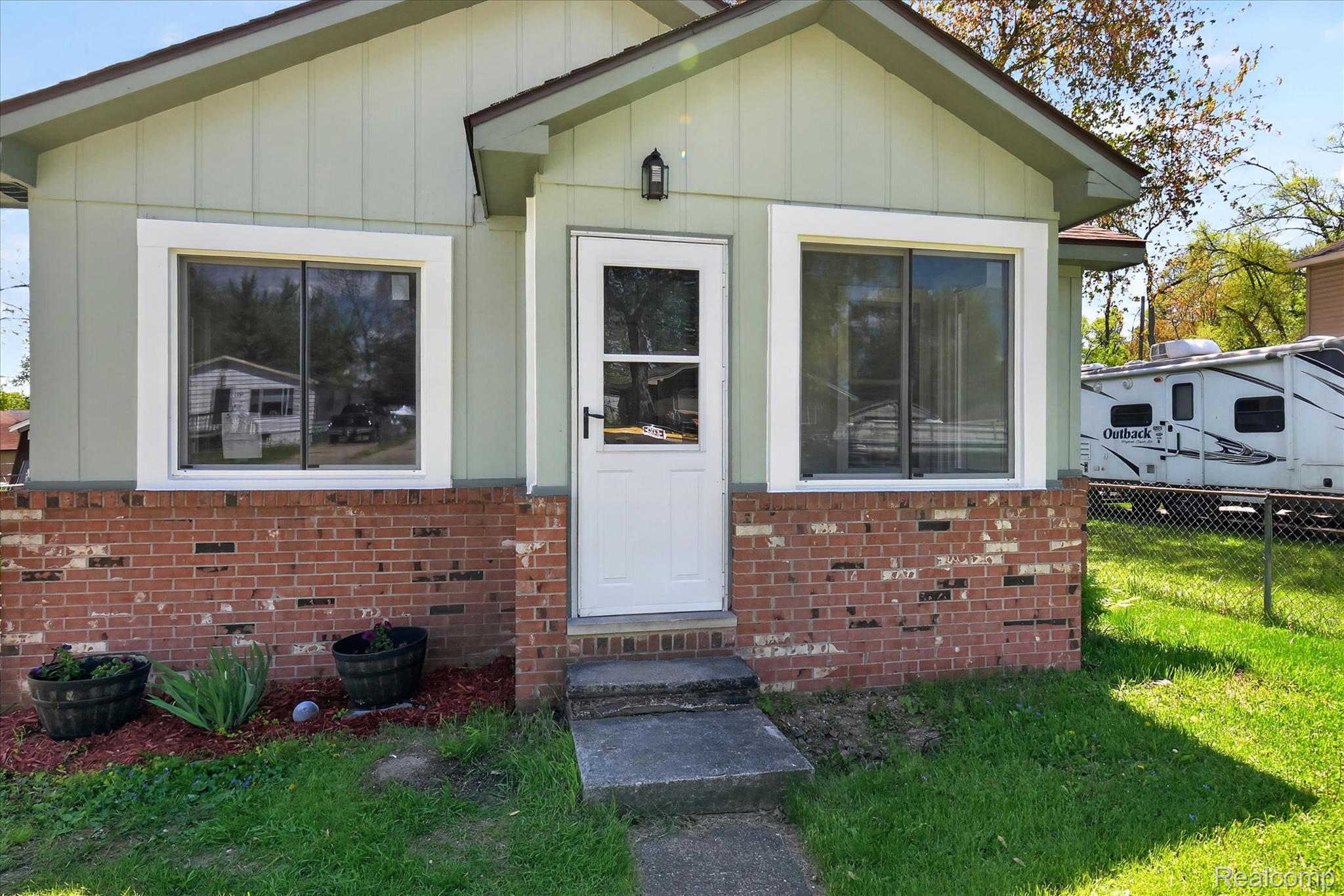 677 Lucille Drive
