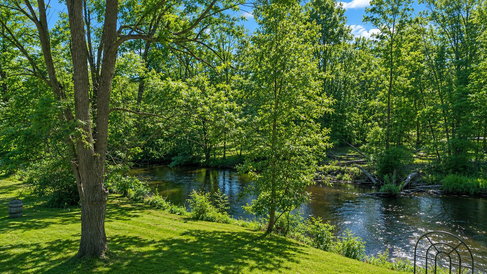 7525 Huron River Drive