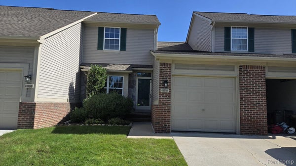 41786 PRIMROSE DR, NOVI, MI 48377 - Image 3f5fc98dc0c68220669e3b9ef64dfc2d/365175000