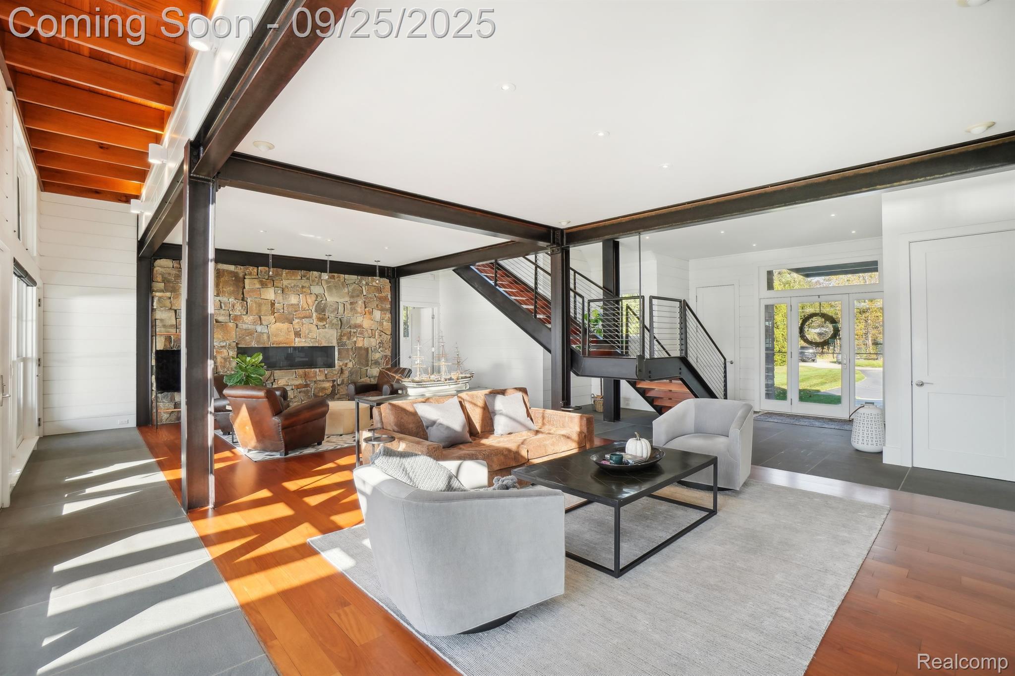 12410 WOODHULL Landing