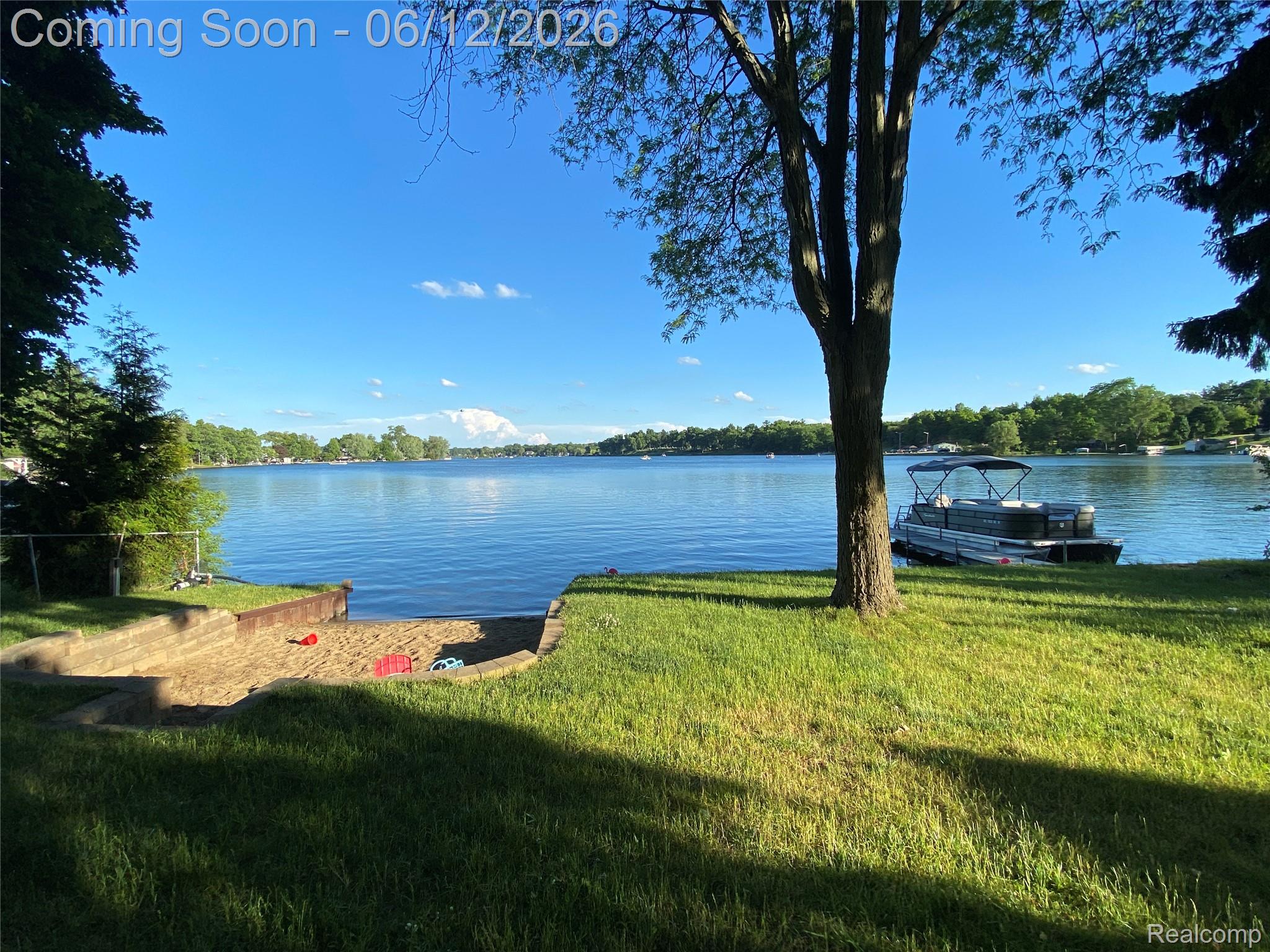 258 Lakeside Drive