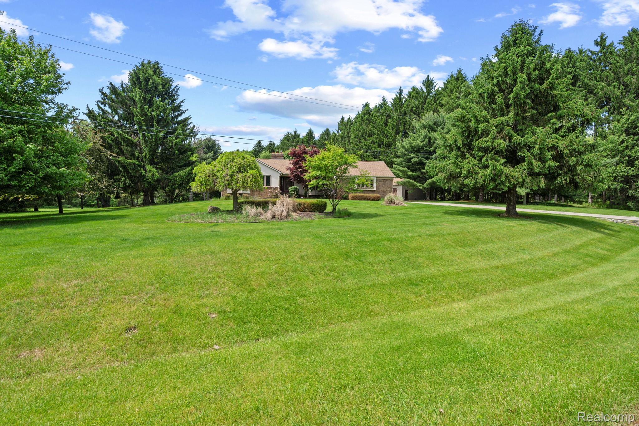3158 Eden Trail