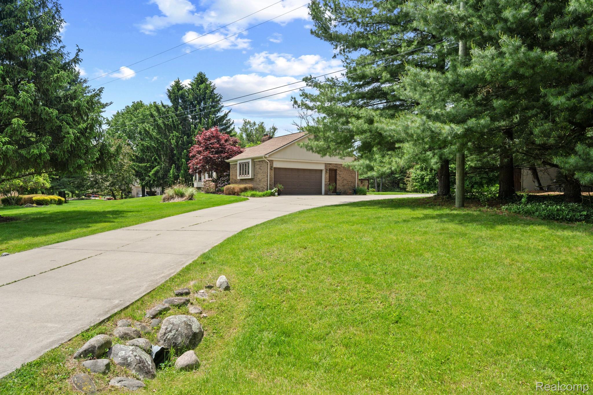 3158 Eden Trail