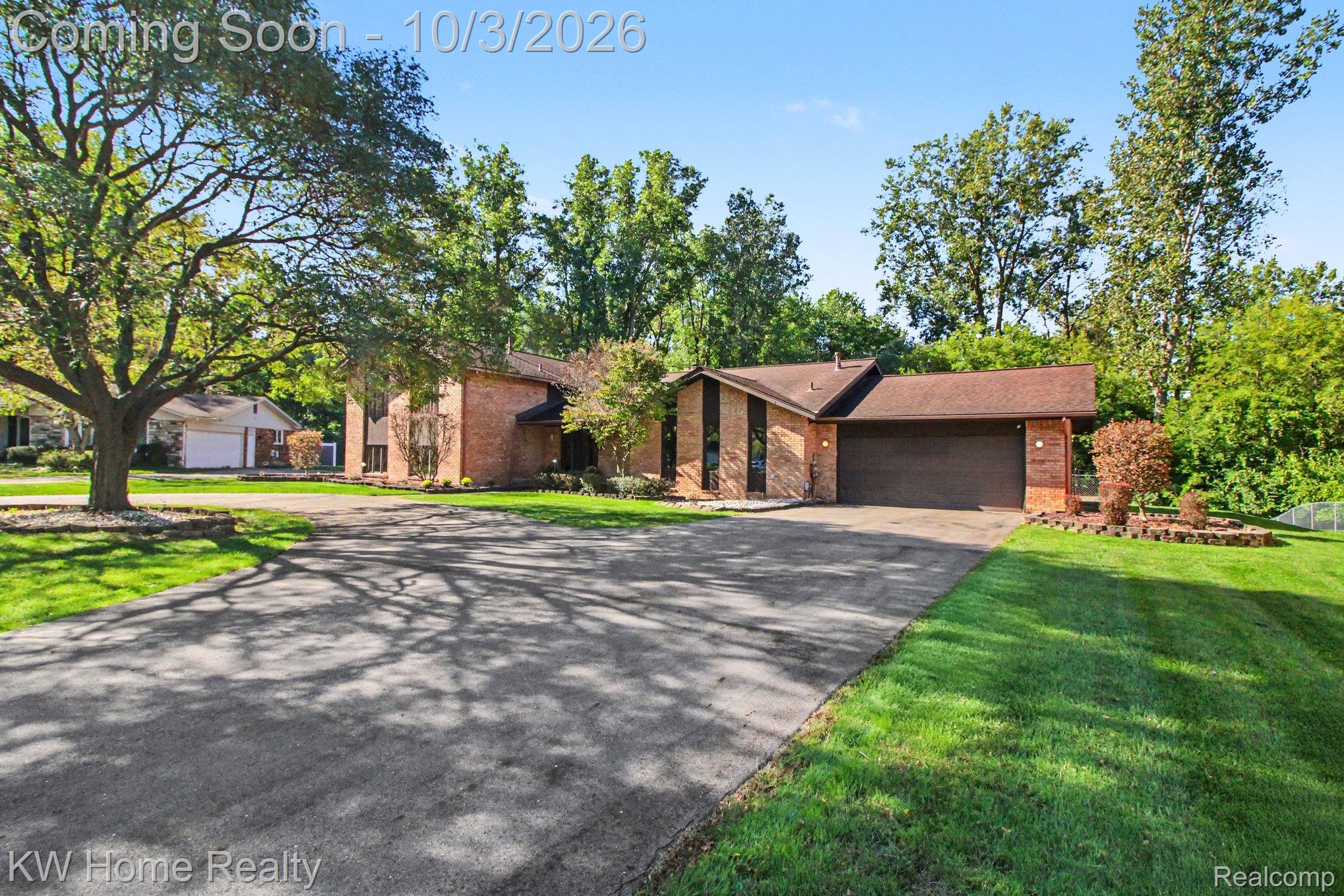 23433 Riverview Drive