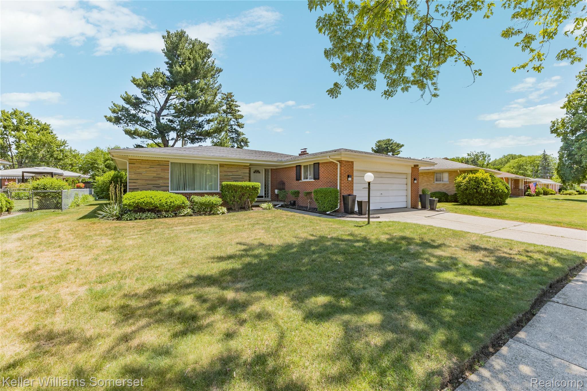 14154 Fenton