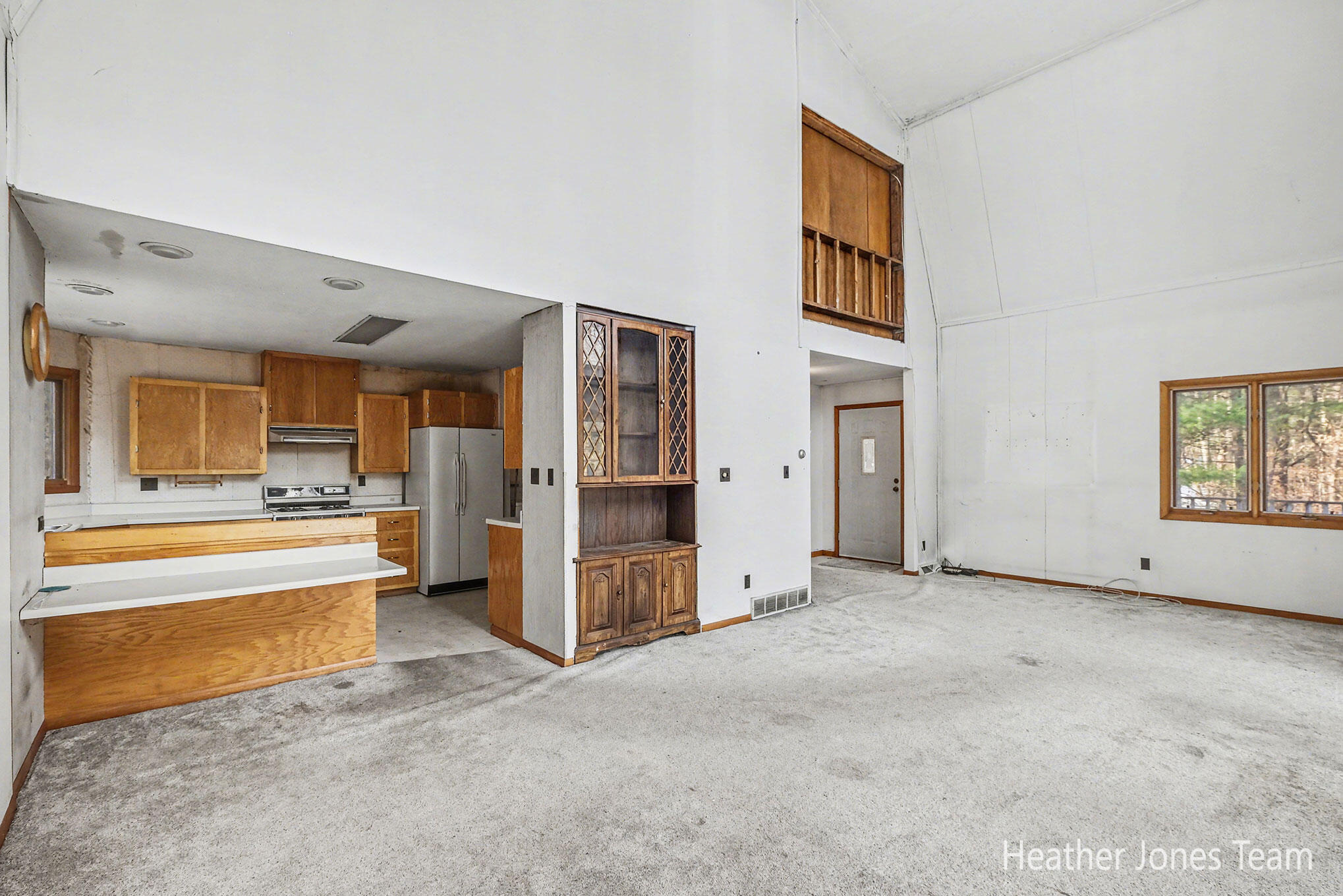 10136 Connelley Avenue NE