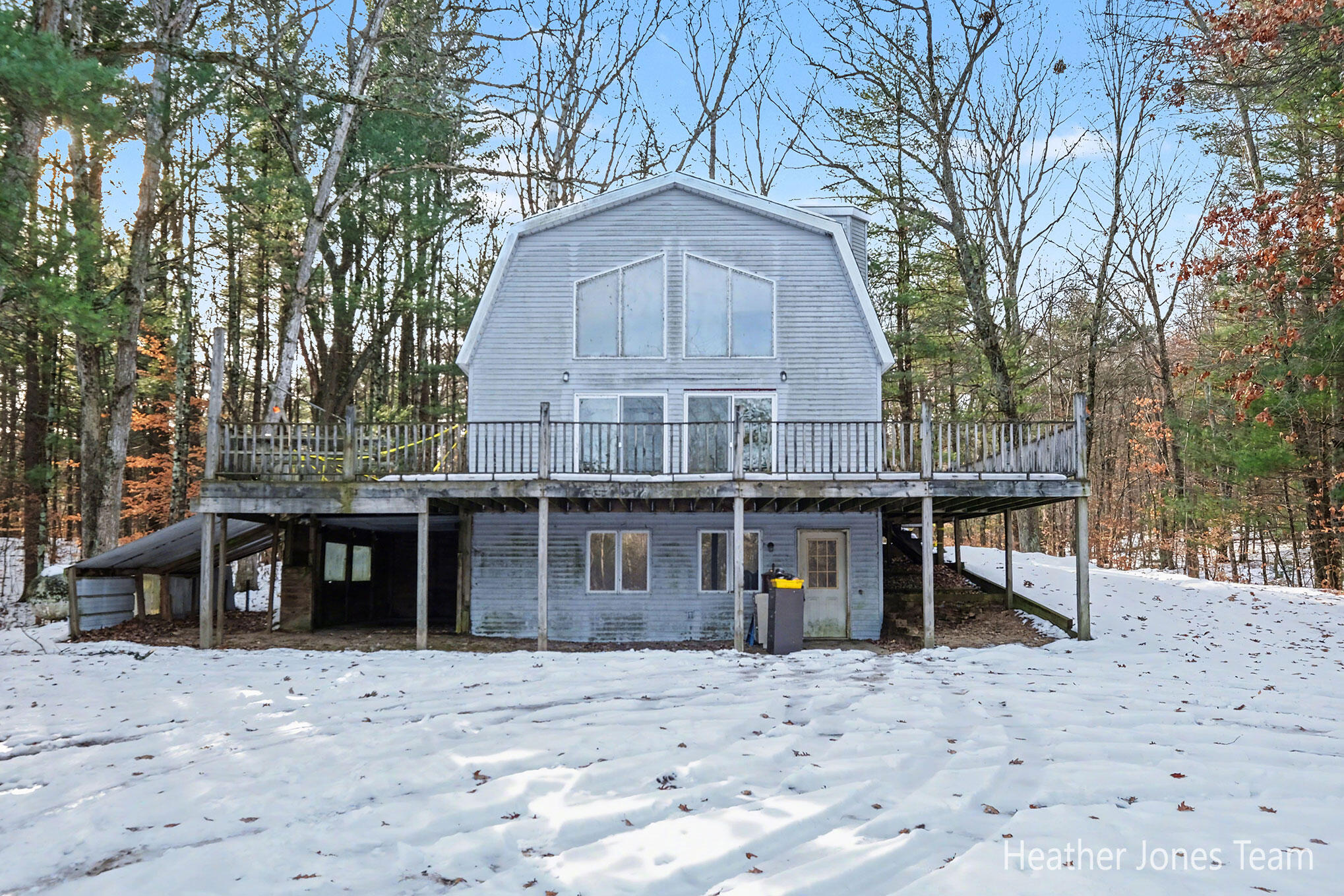 10136 Connelley Avenue NE