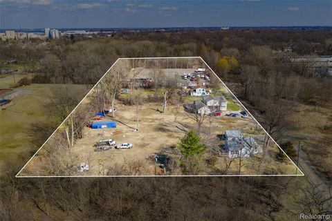 350 Fremont Street Bloomfield Hills City MI 48302