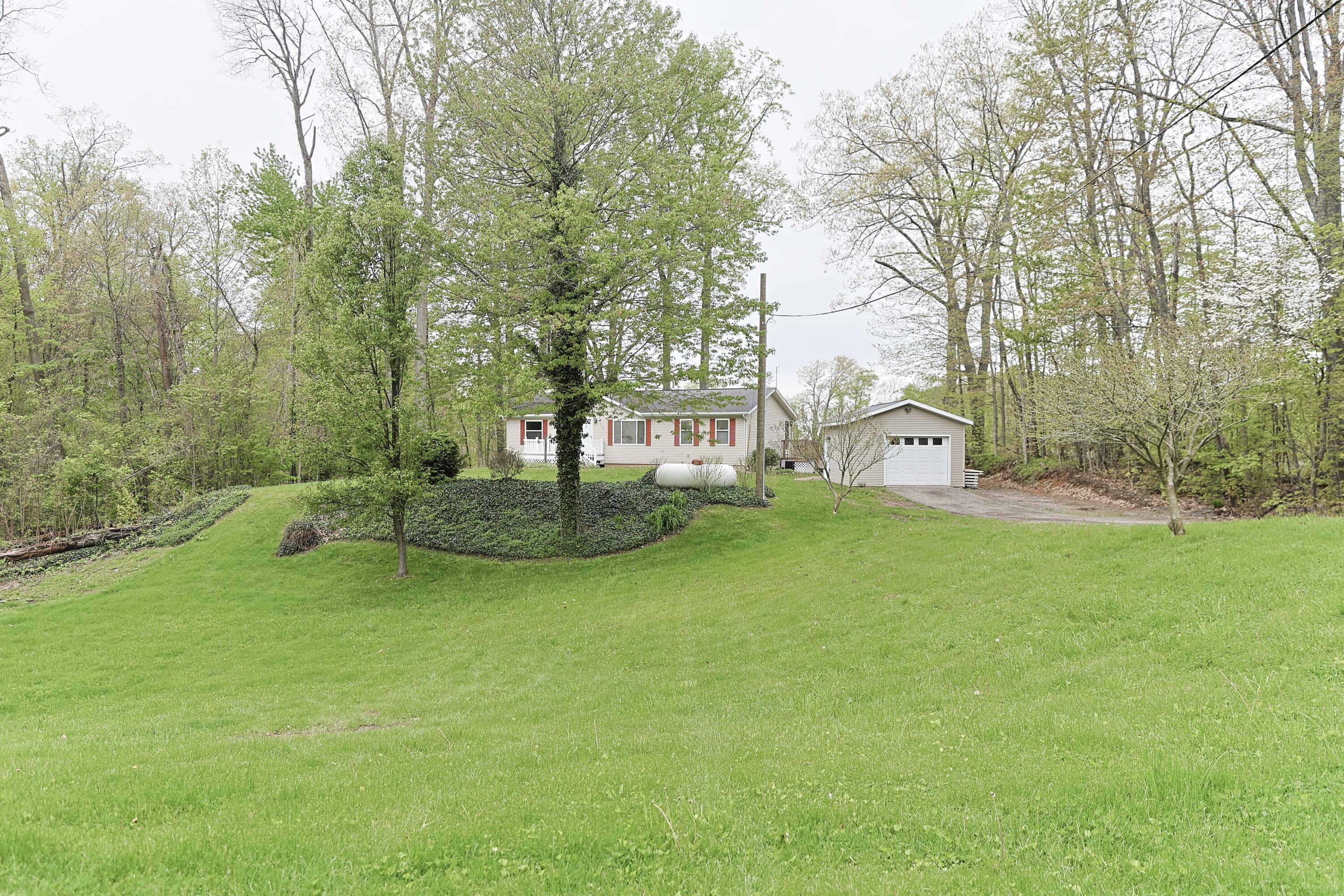 8497 Lake Road