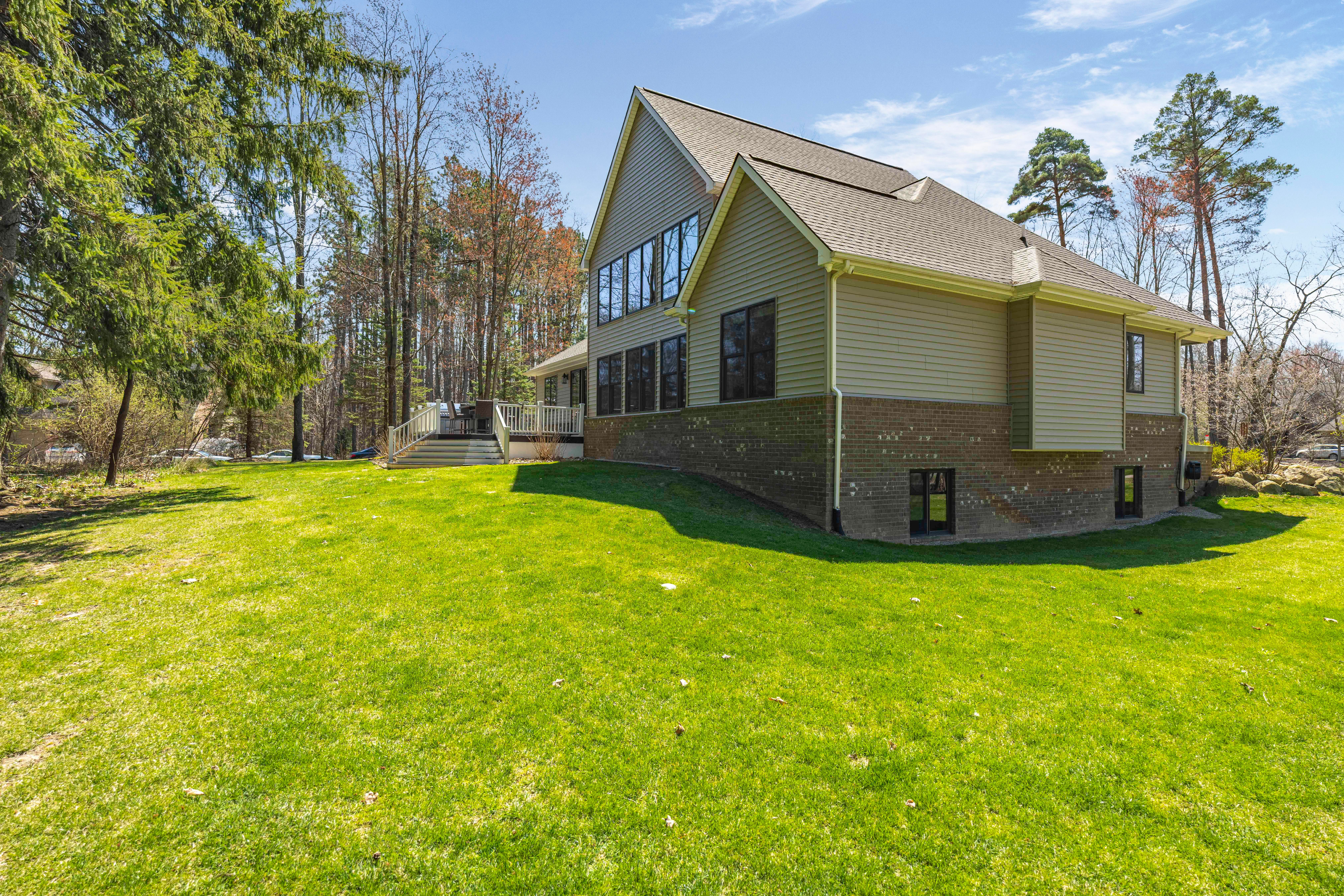 12885 SLEIGH Trail