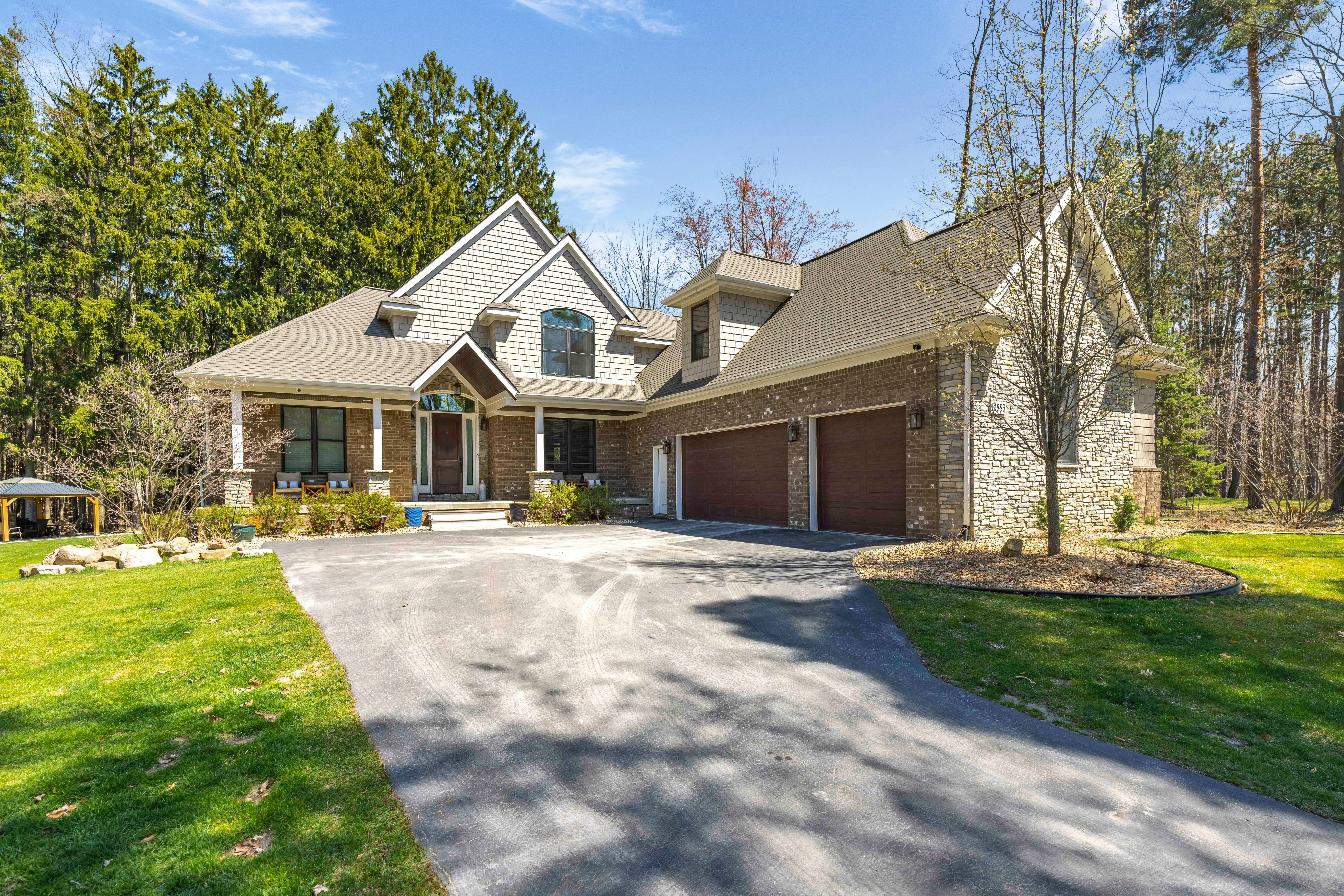 12885 SLEIGH Trail