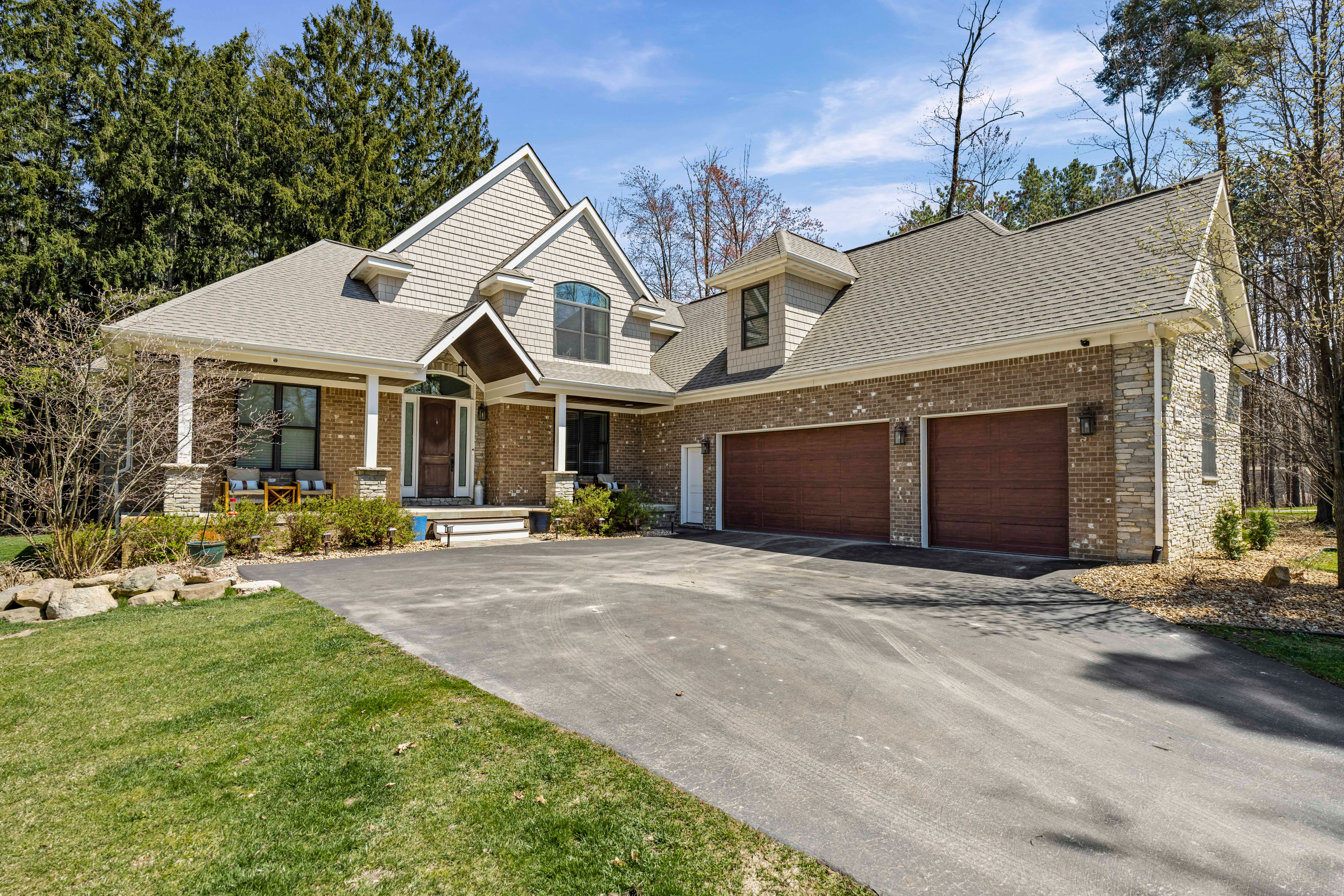 12885 SLEIGH Trail