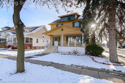 329 W 7th Street Monroe City MI 48161