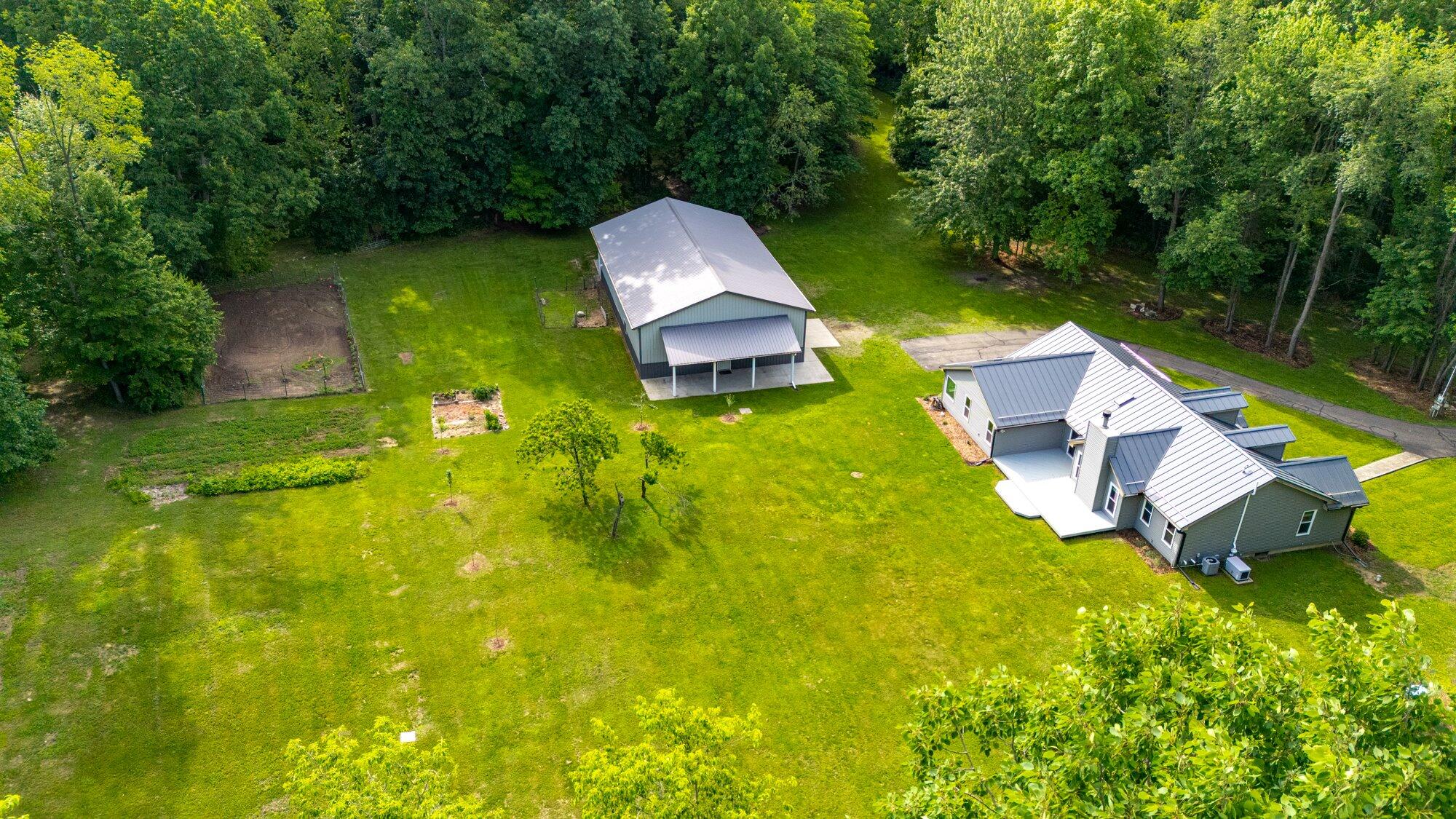 5205 F Drive S