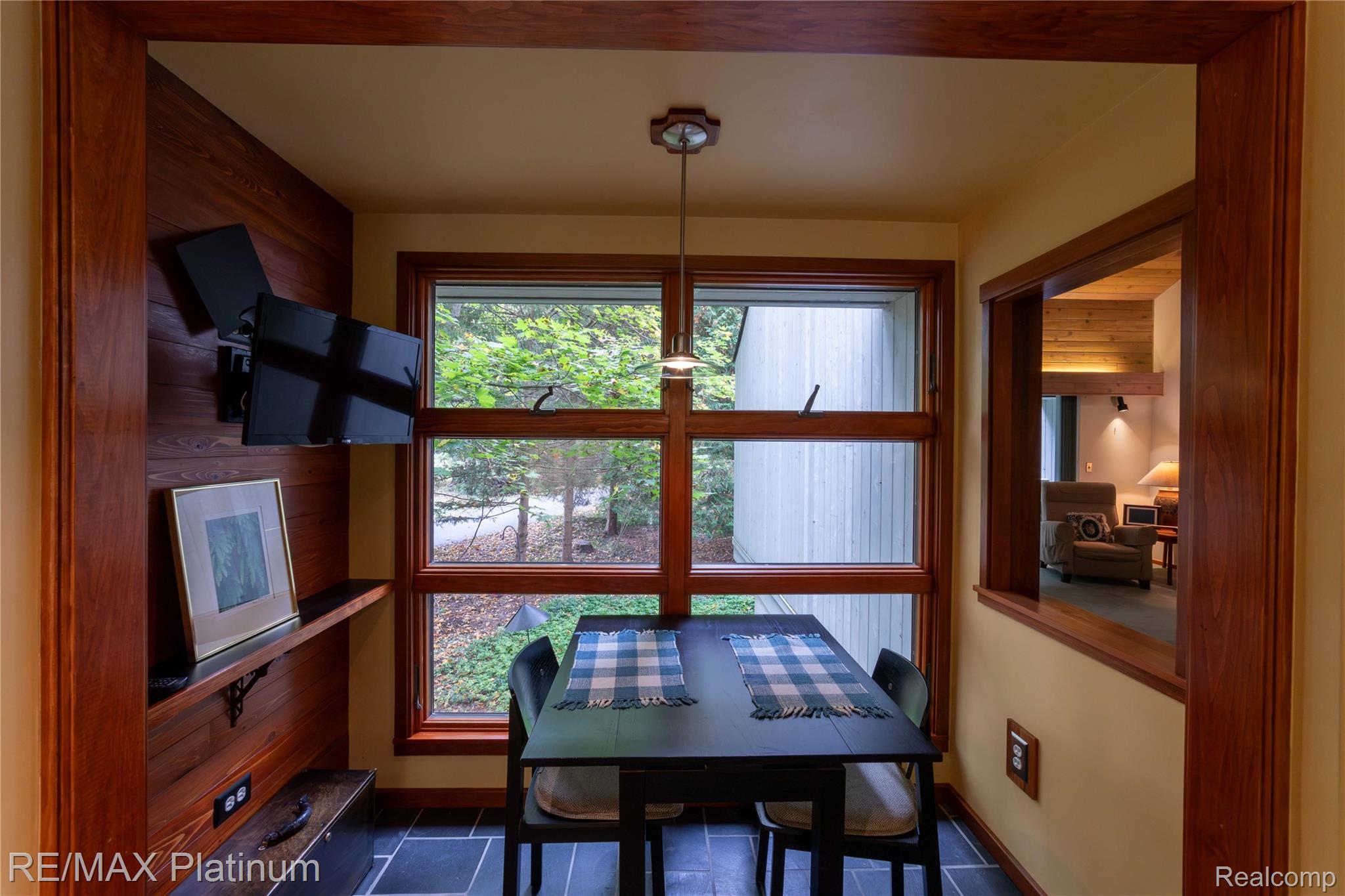 2558 Cedar Lane Court