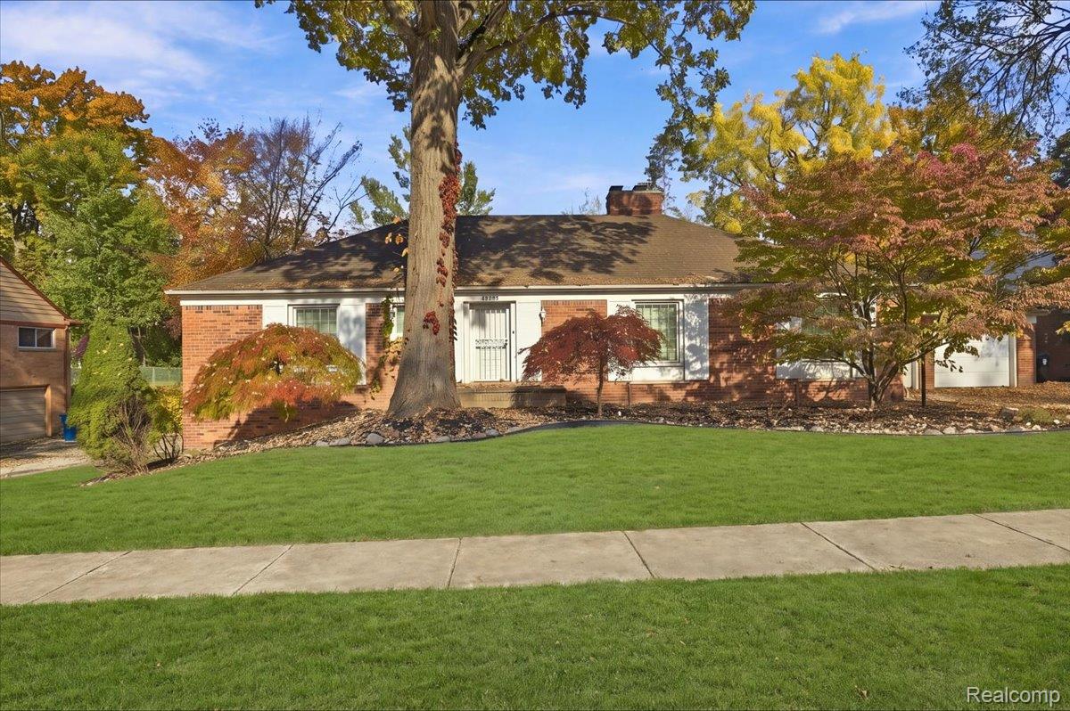 27256 Meadowbrook Road