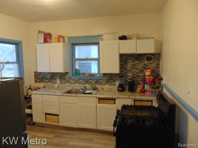 3015 Van Dyke Street