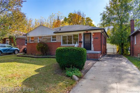 275 Council Avenue Clawson City MI 48017