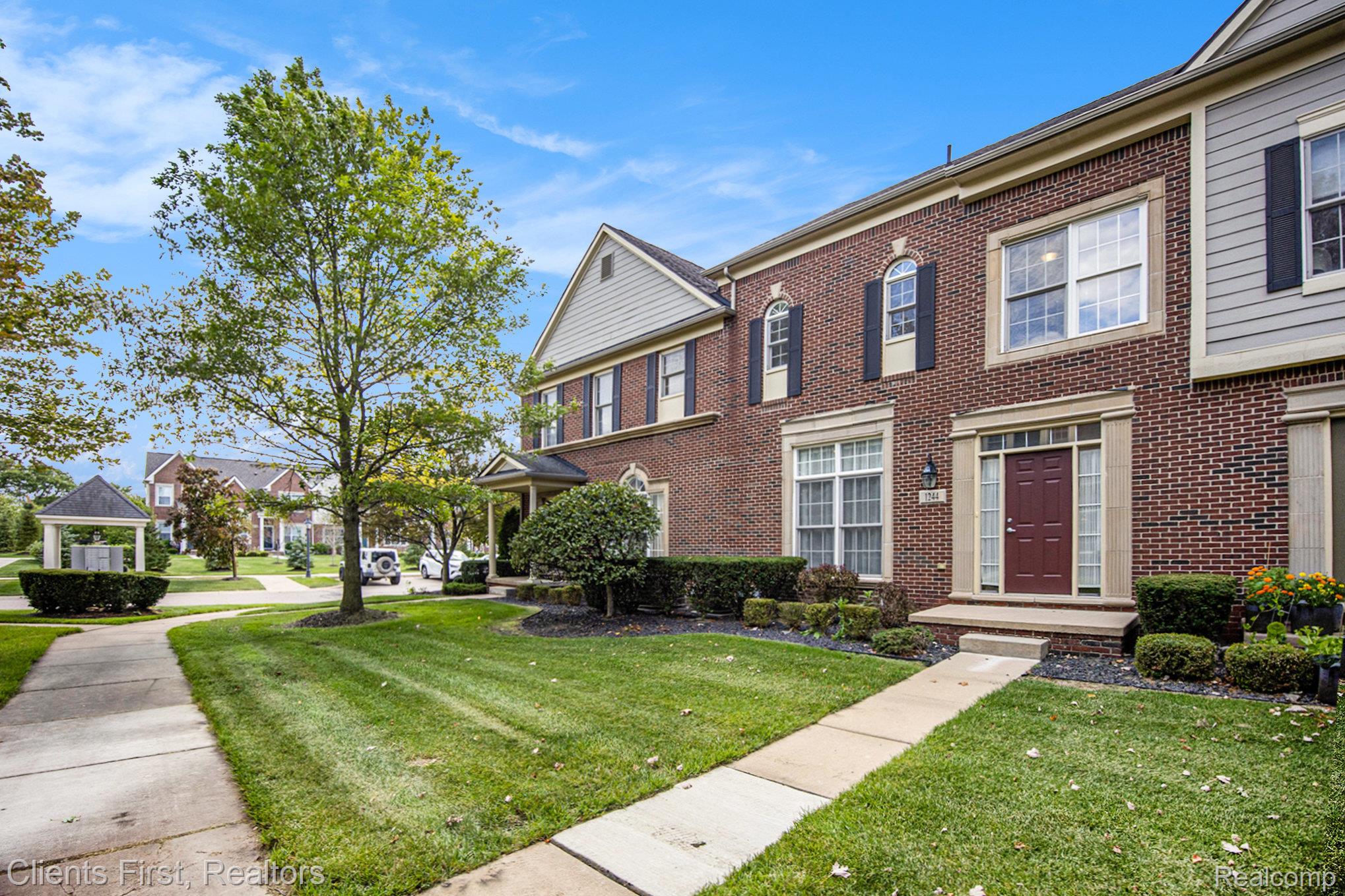 1244 W Crystal Circle