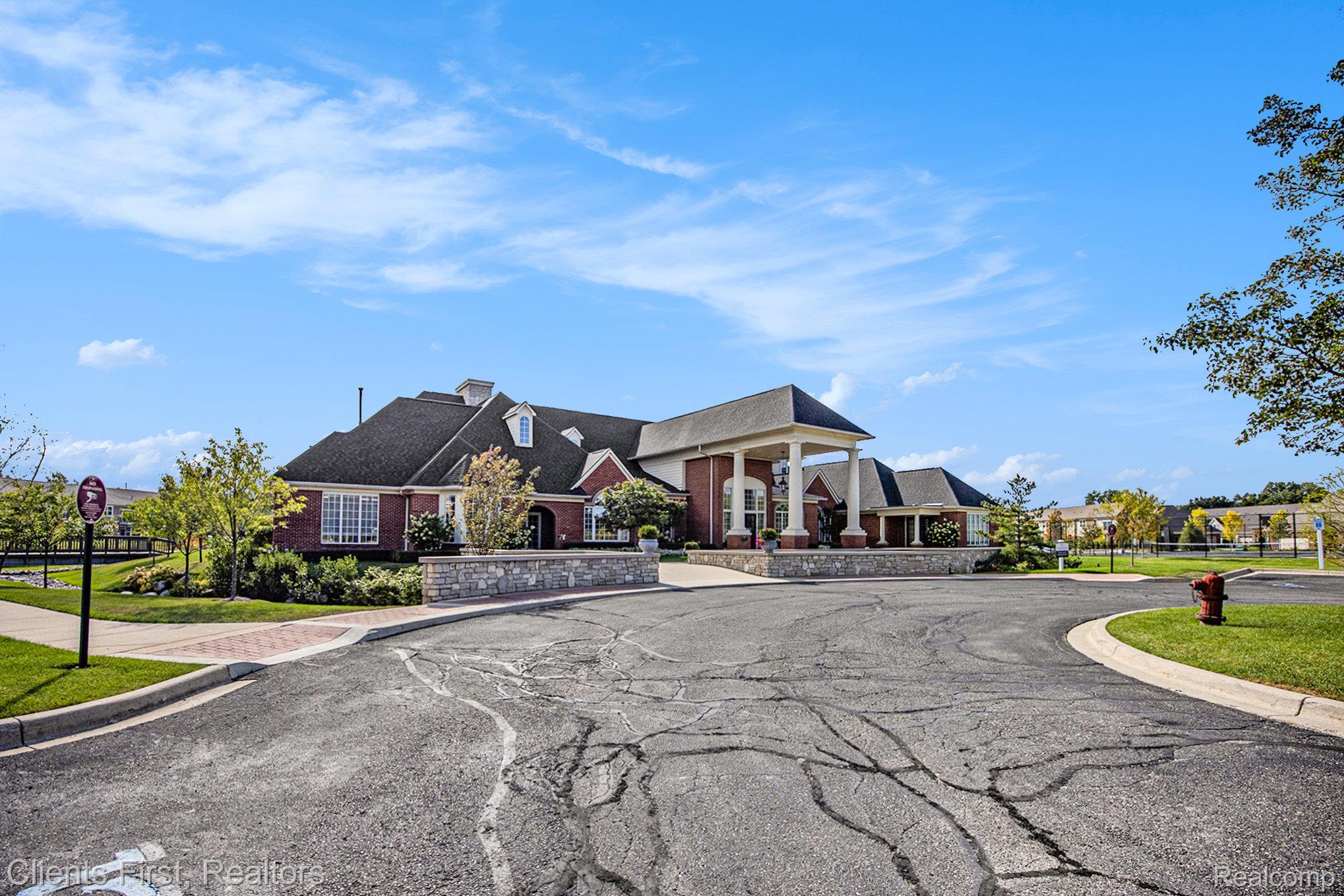 1244 W Crystal Circle