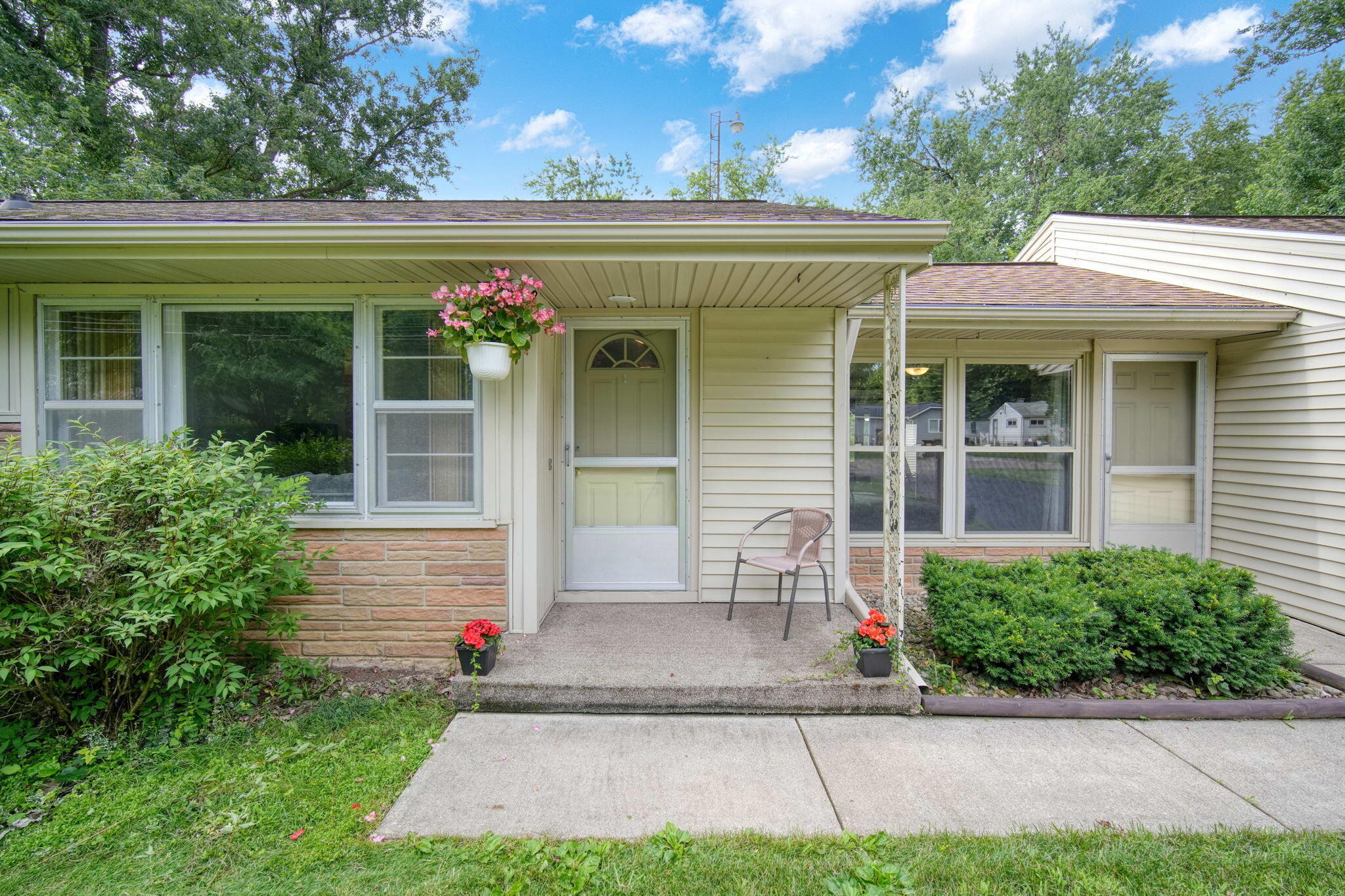 1905 W Franklin Street