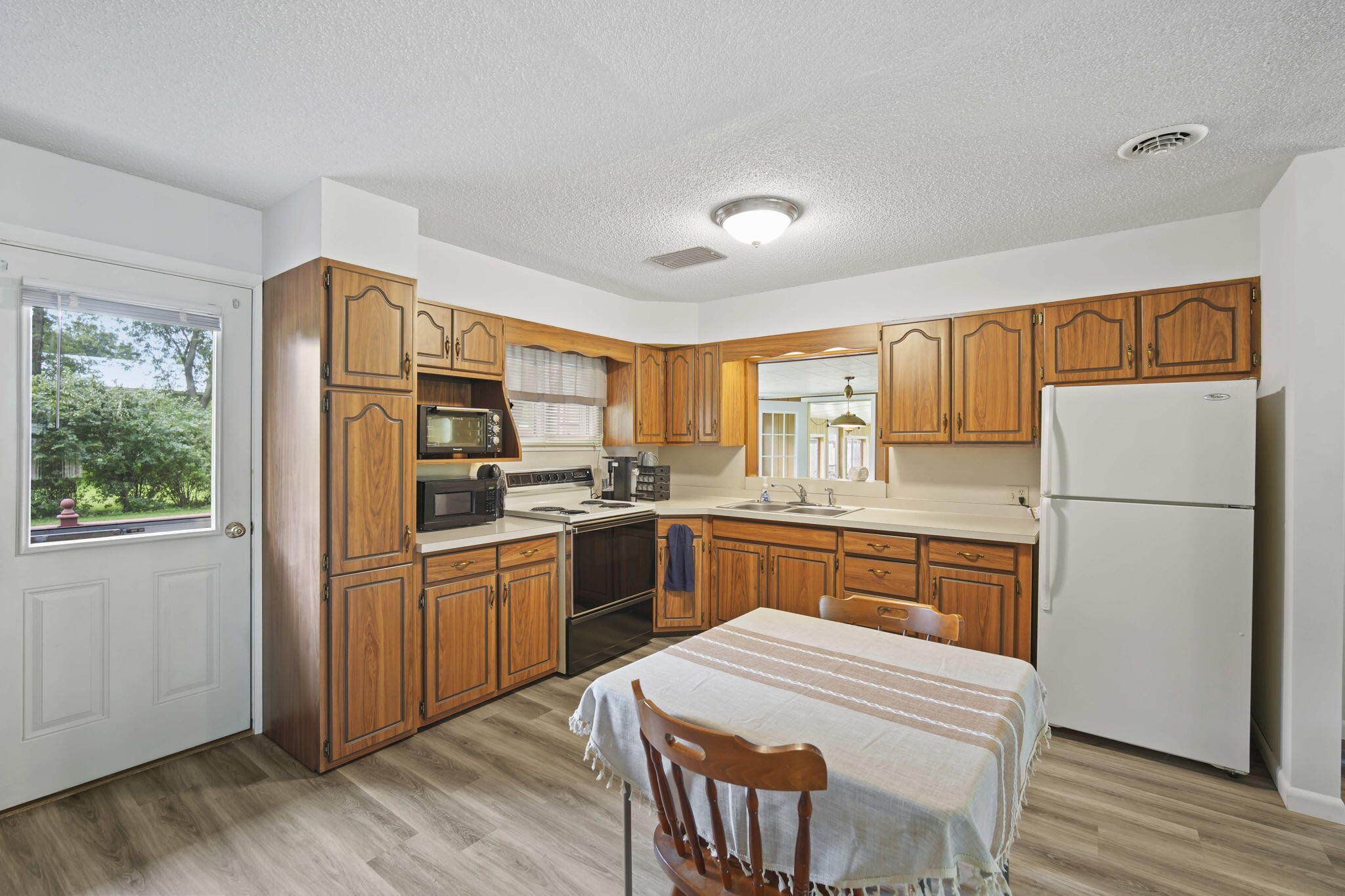 1905 W Franklin Street