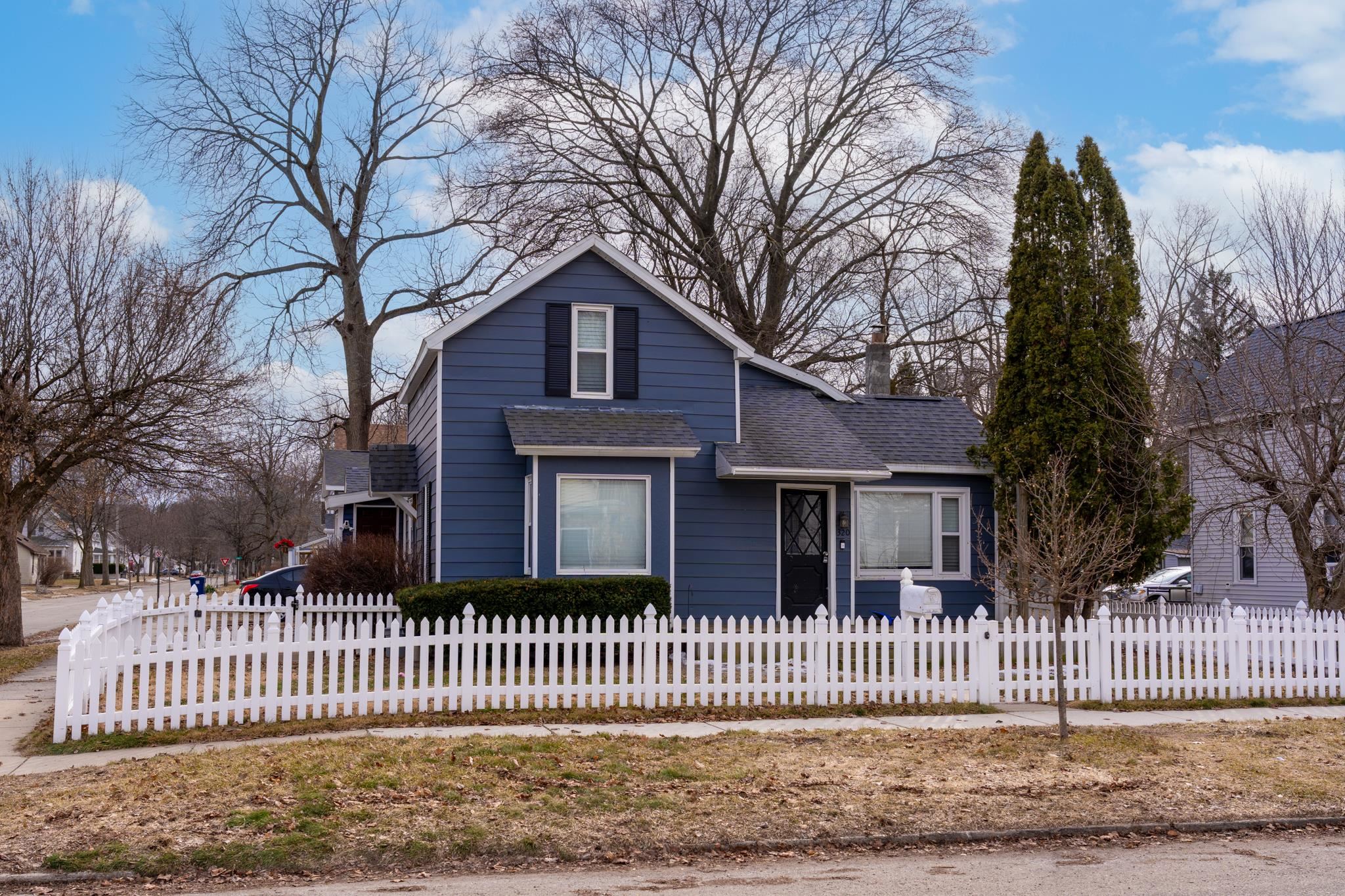 320 E Wisconsin Street