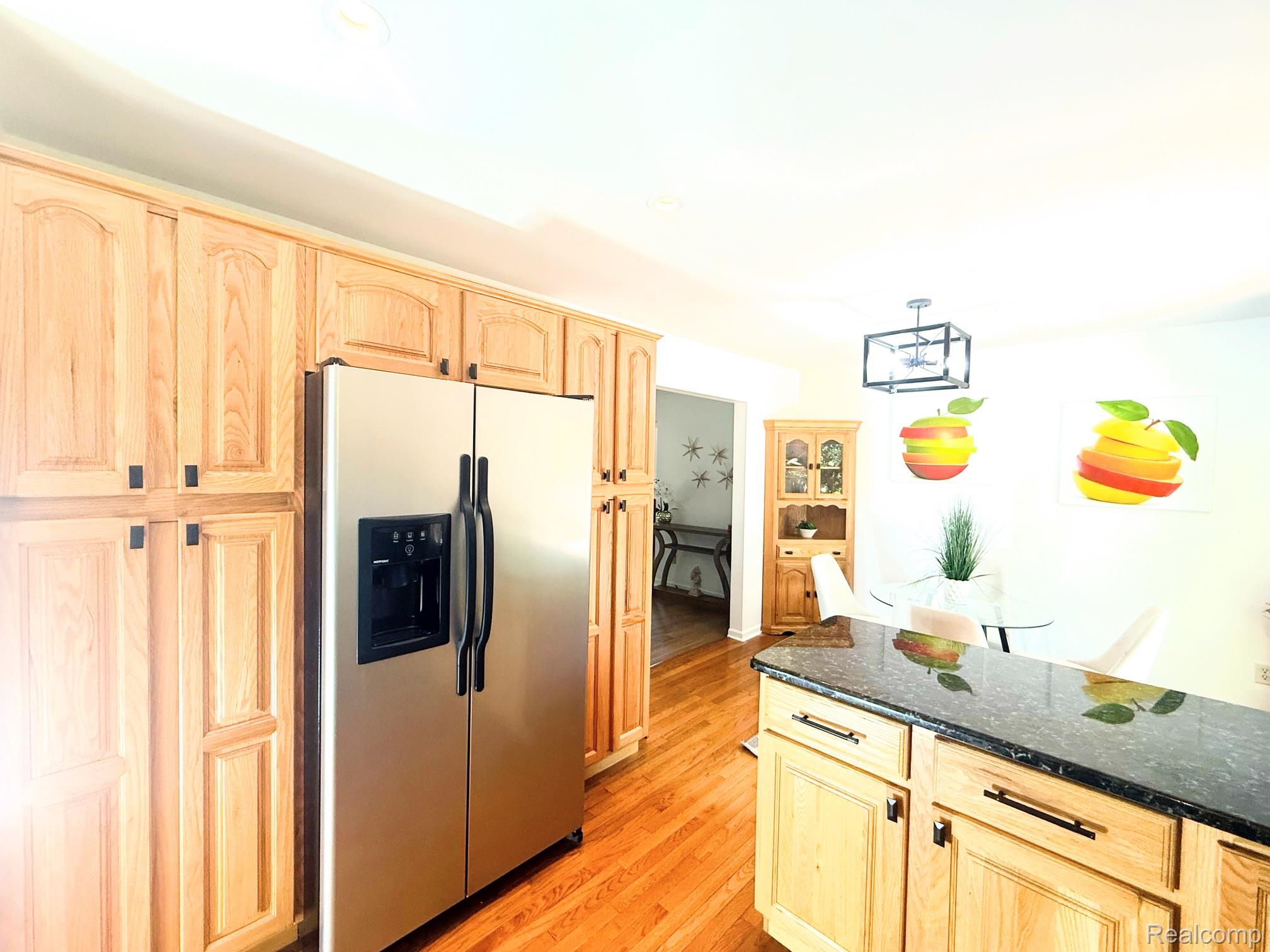 1369 flamingo