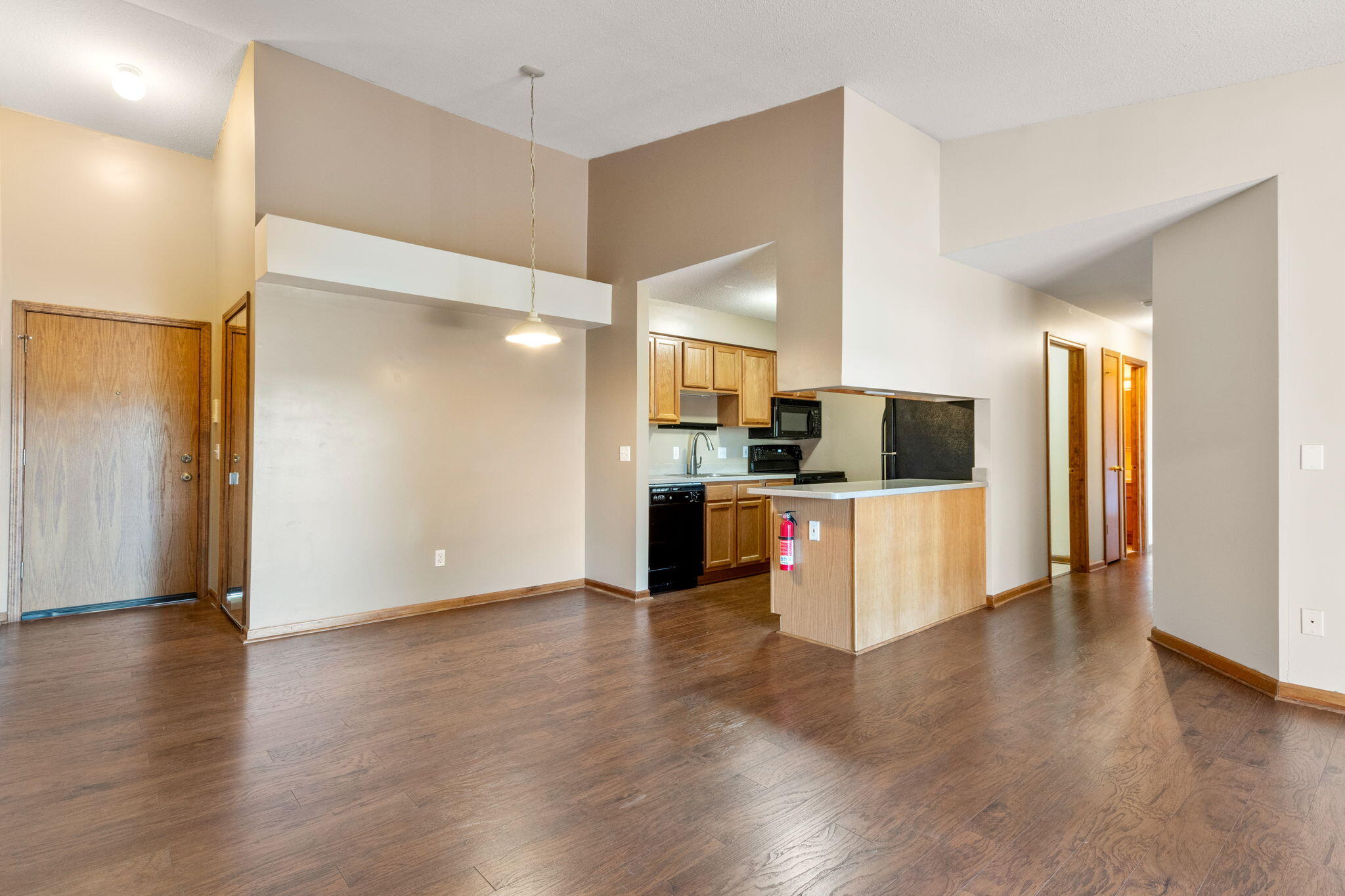 2536 Eagles Circle Circle 6