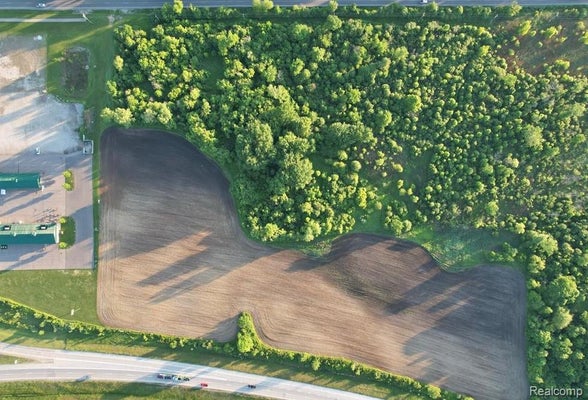 E COURT ST, DAVISON, MI 48423 - Image 3fc1d643314a2241cfc8d2e49ee59aa6/1636841080