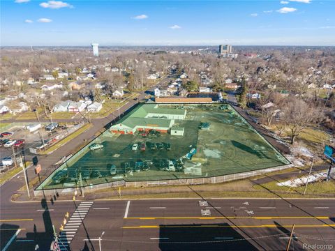 3830 Corunna Road Flint City MI 48532