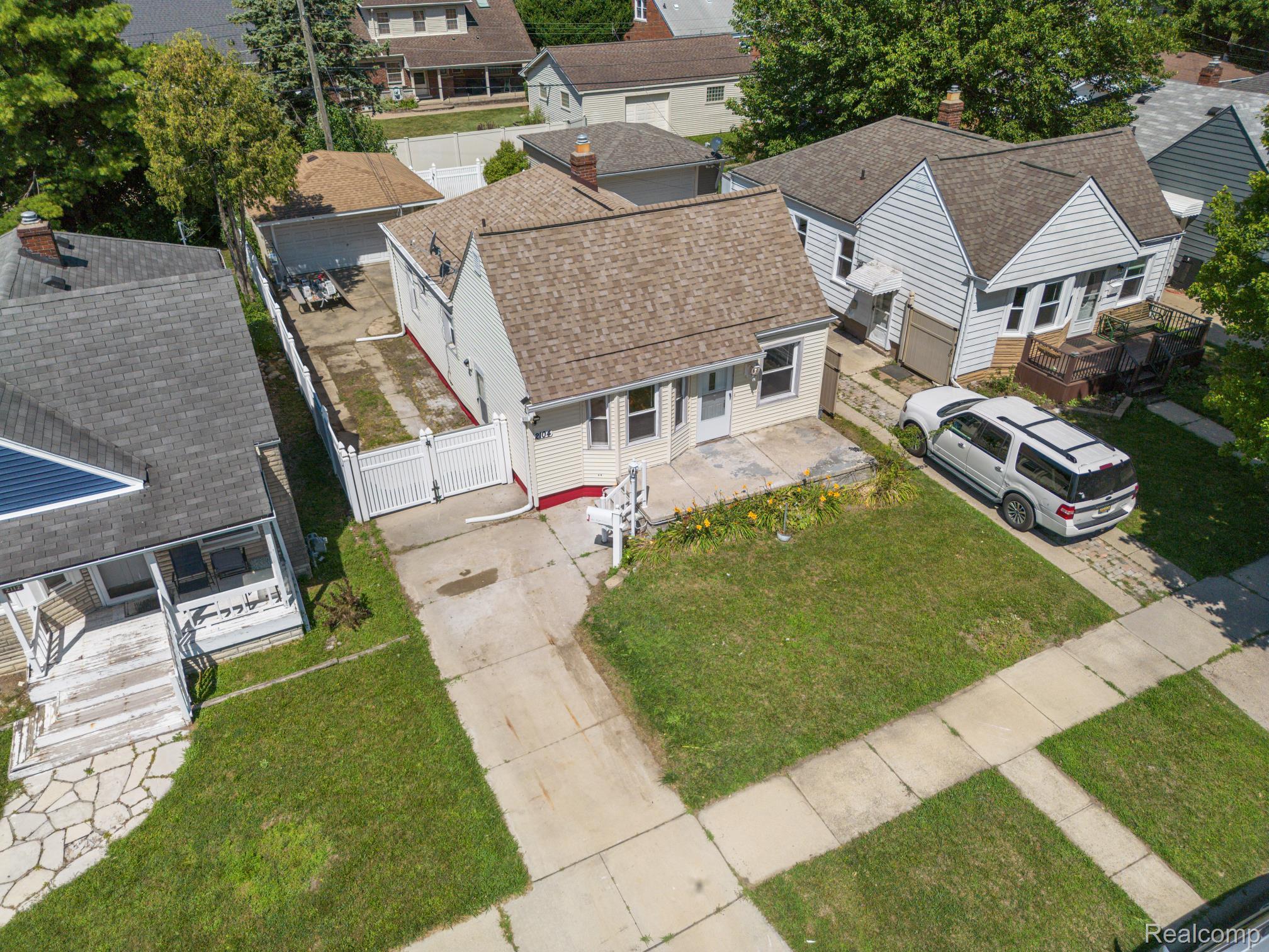 2104 Electric Street