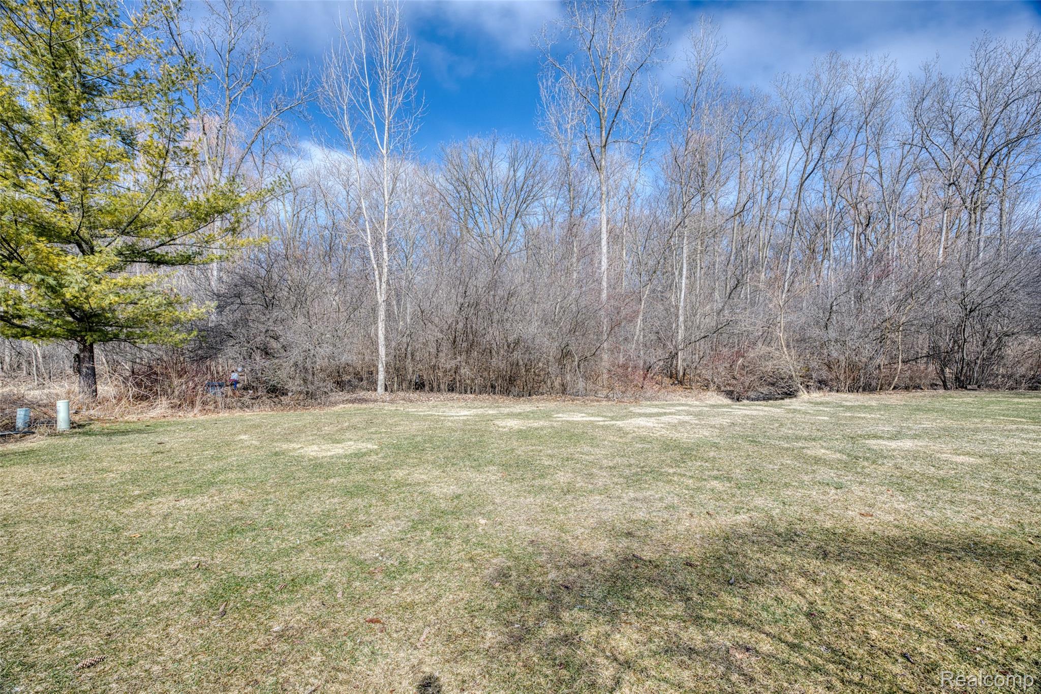 33120 Oak Hollow Street