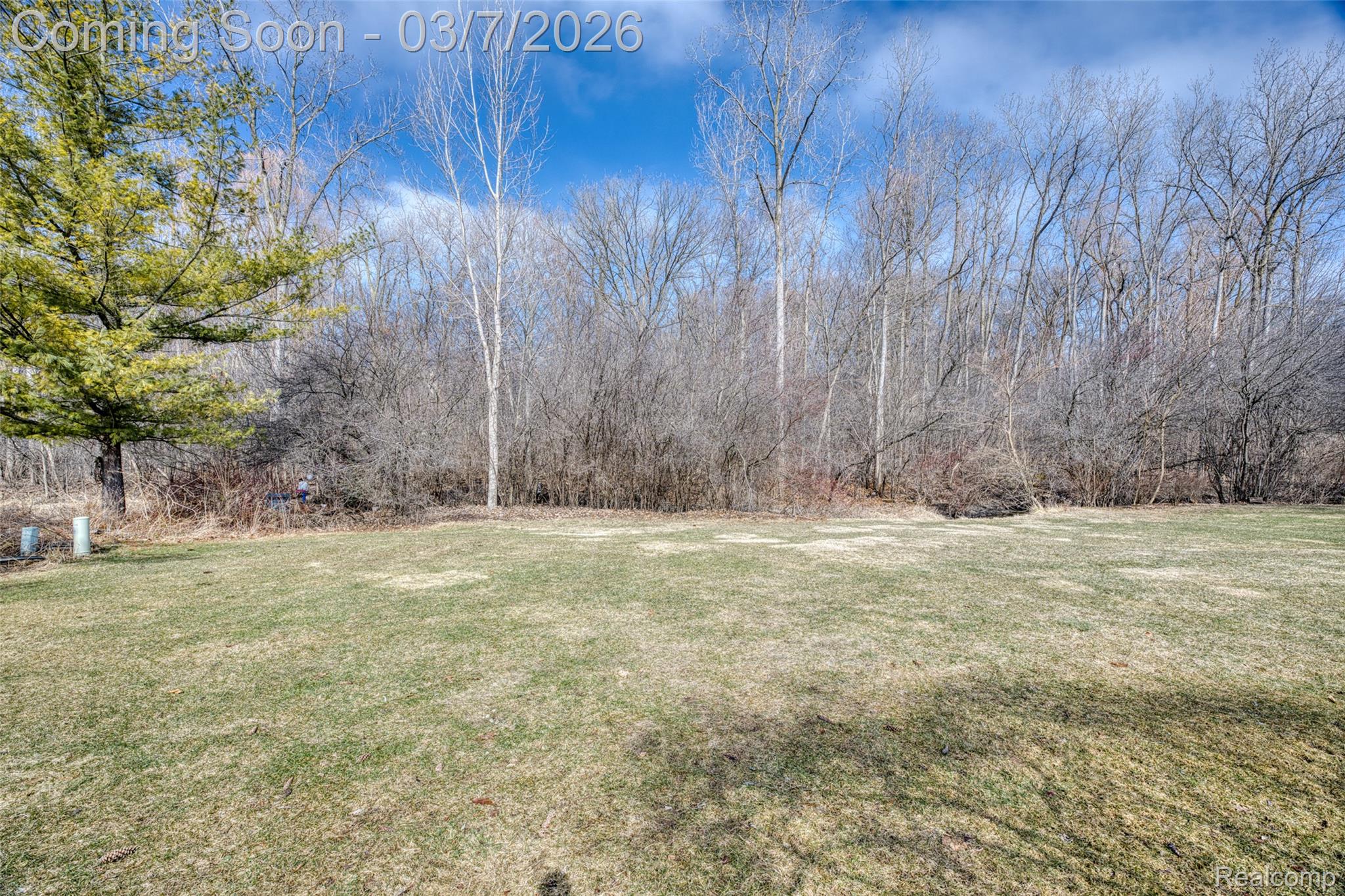 33120 Oak Hollow Street