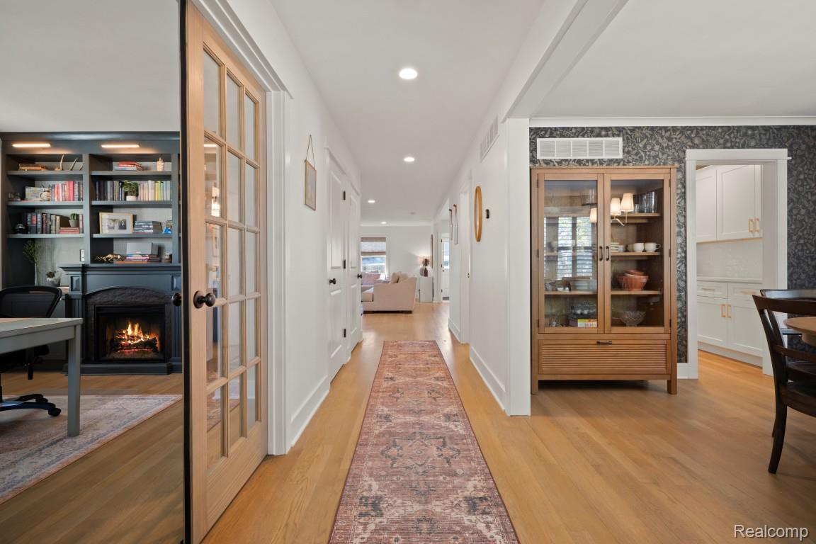 423 N Altadena Avenue