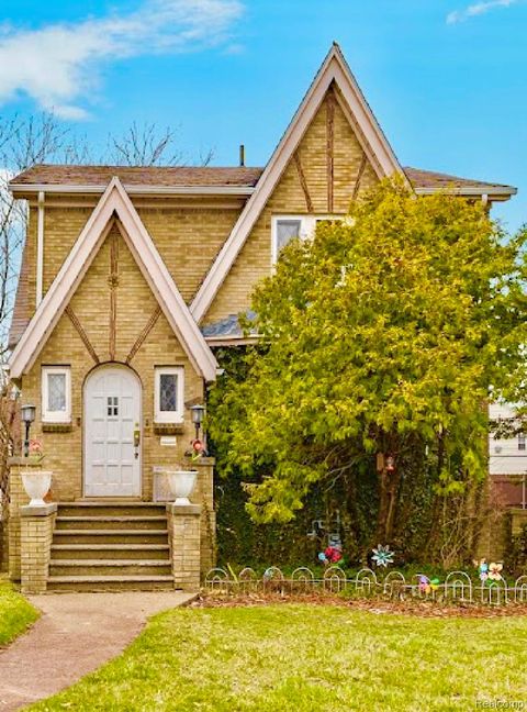 604 Alter Road Detroit City MI 48215