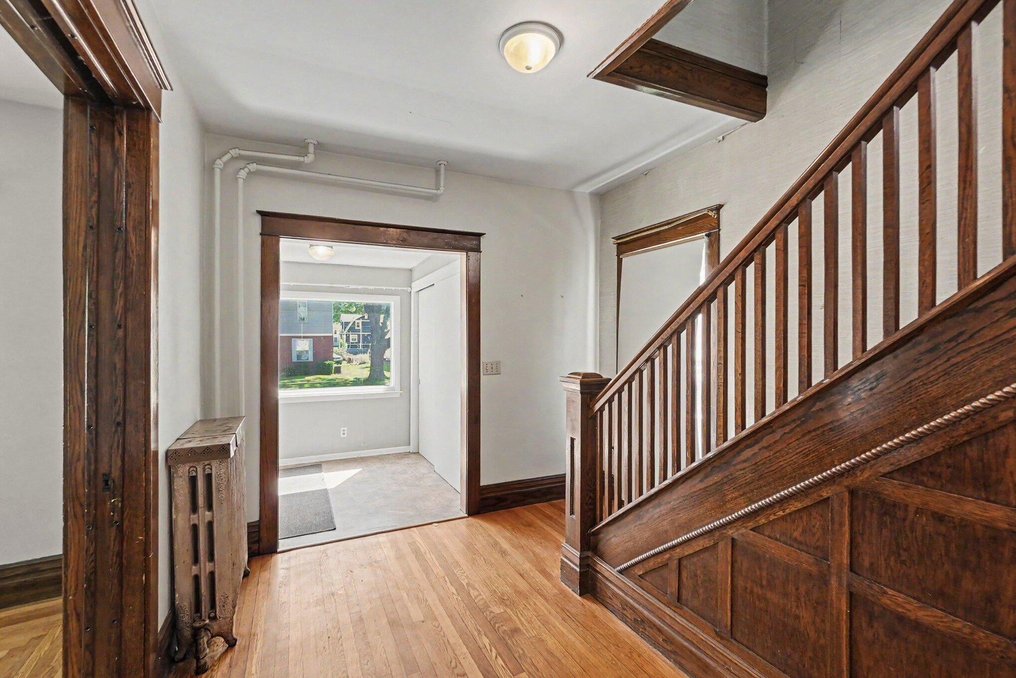 1014 S University Avenue