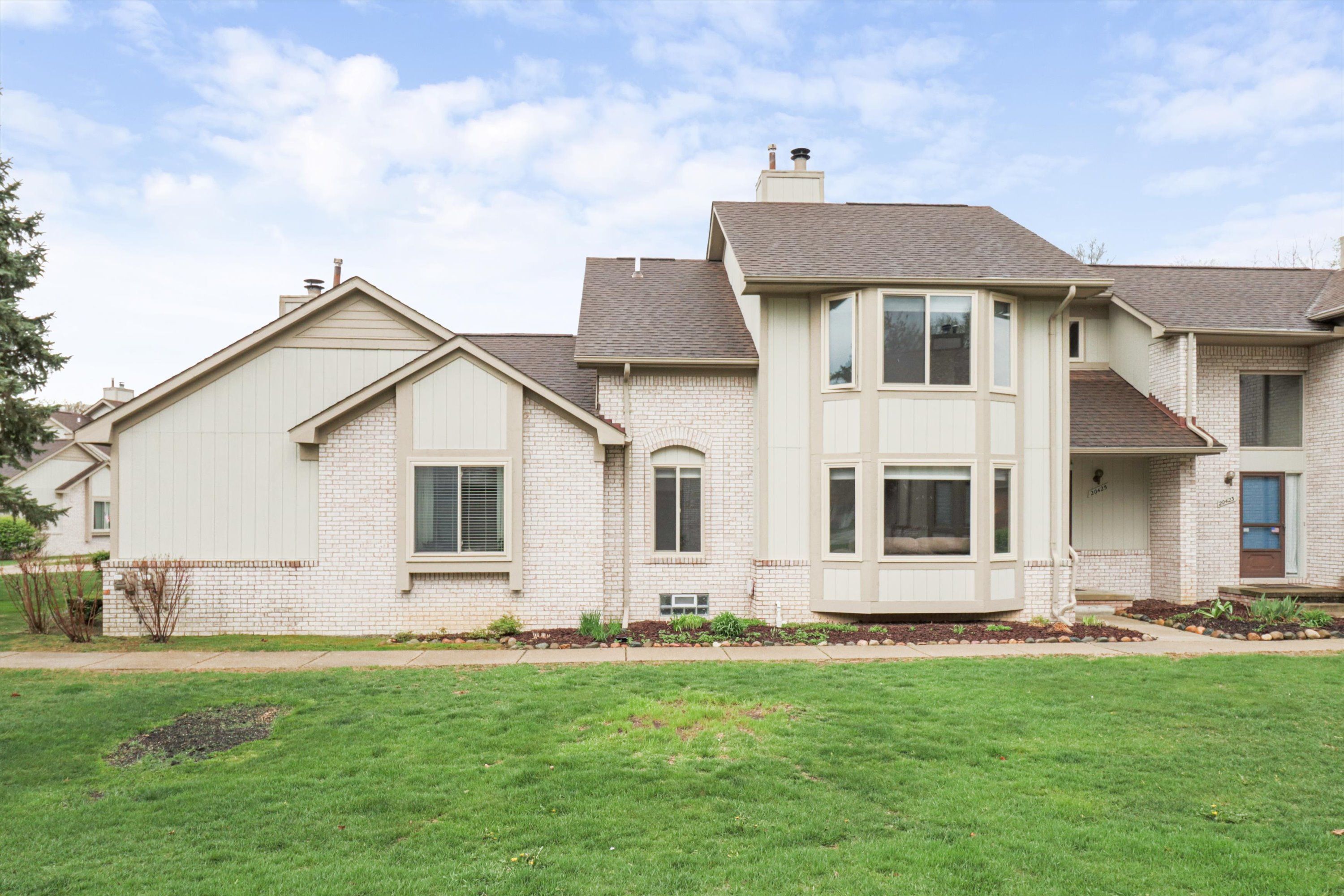 20425 VILLA GRANDE Circle Unit #31