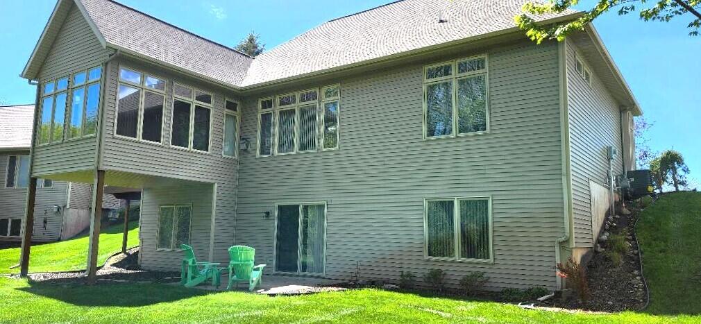 1698 Oakleigh Woods Drive NW 7