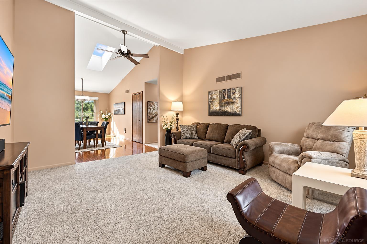 15880 N Magnolia Drive